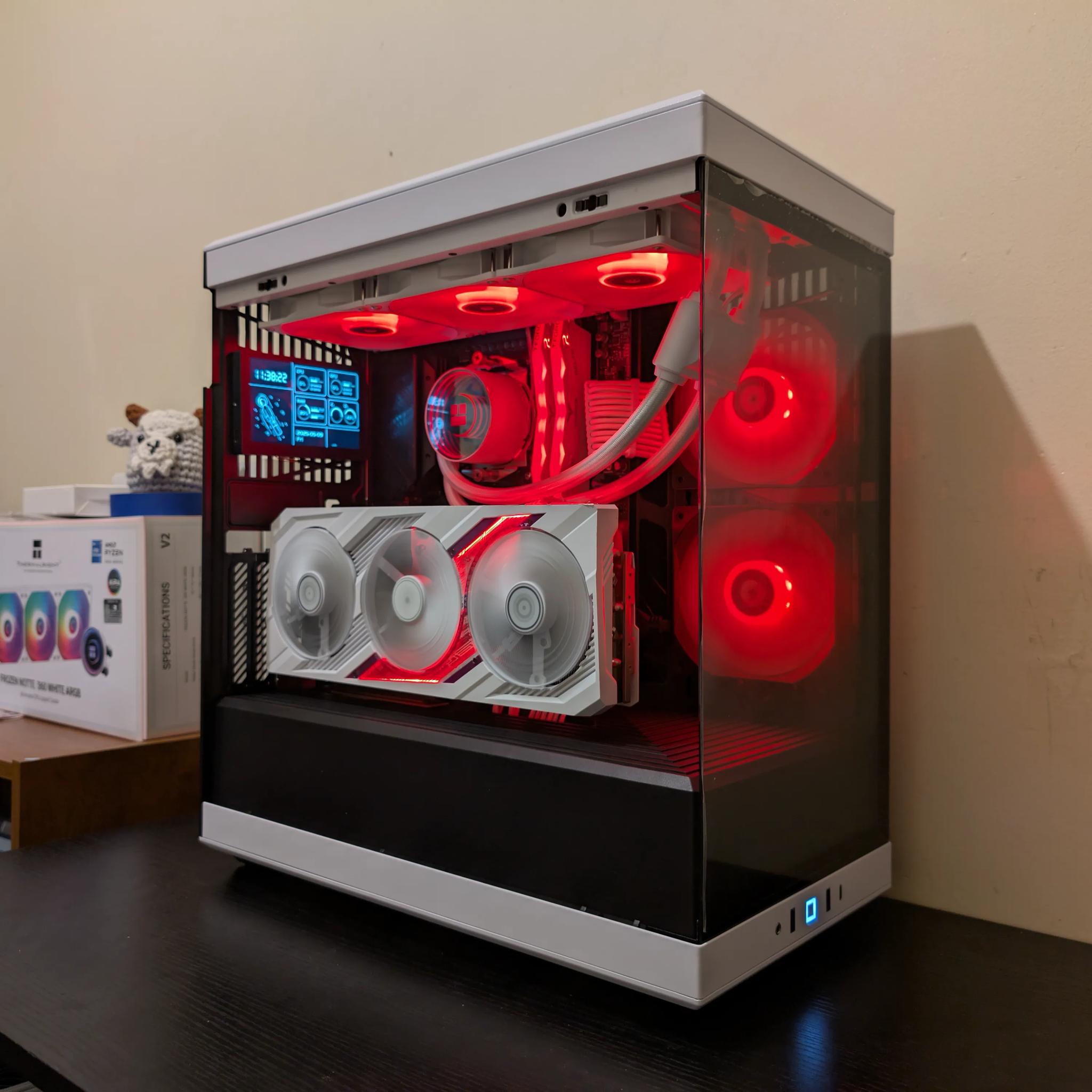 🔥🐼 1440p/4K Gaming Beast | RX 7900XT | Ryzen 9 7900X | 2TB SSD | 32GB RAM | WiFi 6 & Bluetooth 🐼🔥