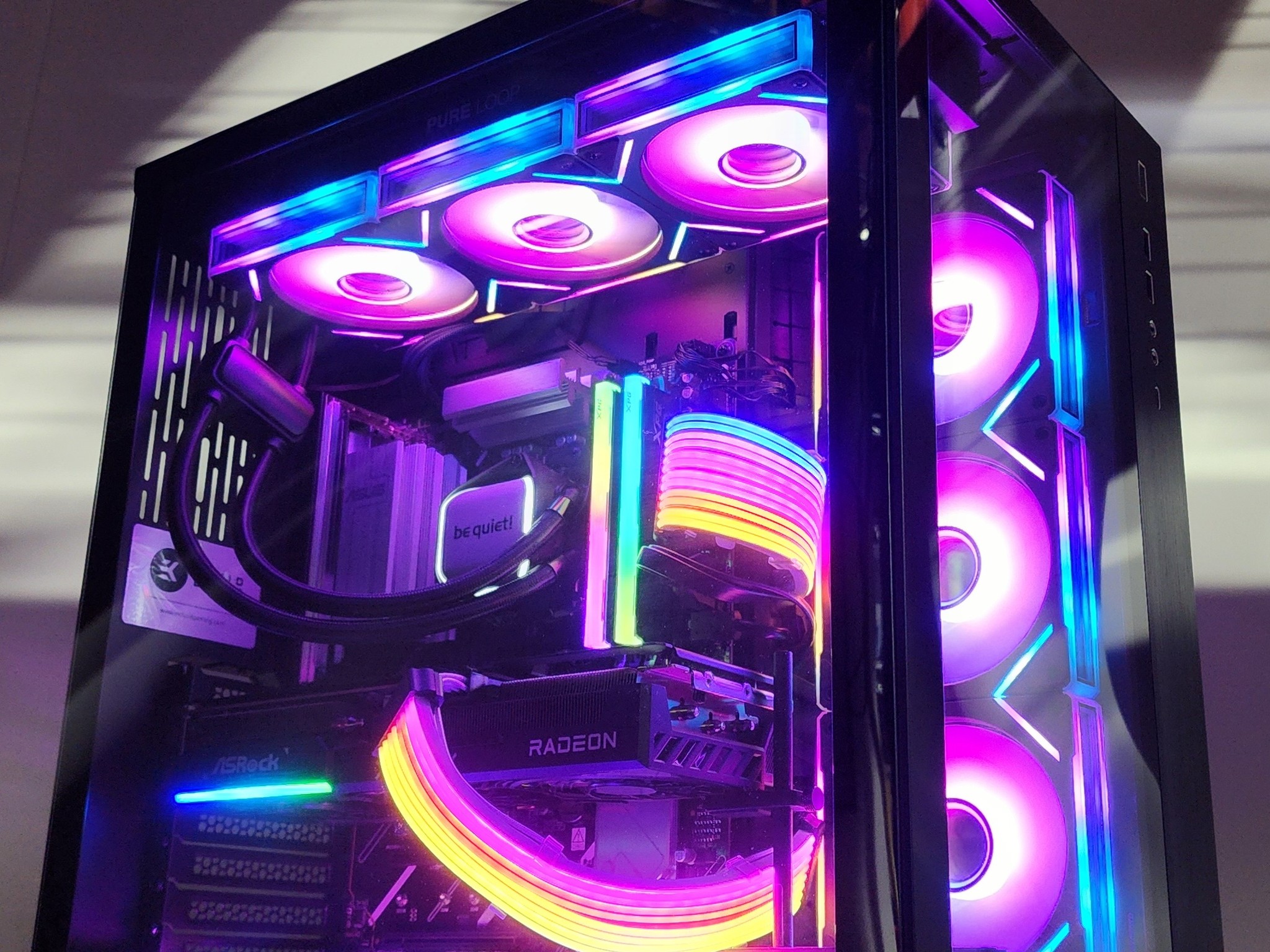 Gaming PC Ryzen 7 9800X3D 32GB RAM 1TB SSD RX 9070 16GB Windows 11 Computer