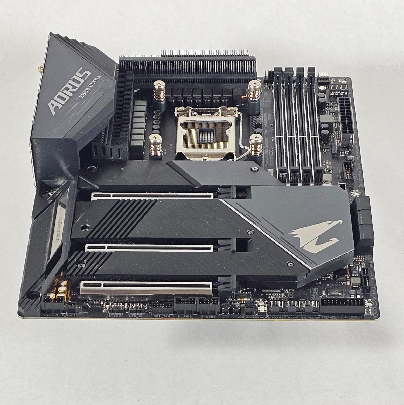 Gigabyte Z590 AORUS ULTRA DDR4 LGA1200 11th Gen Intel ATX Motherboard