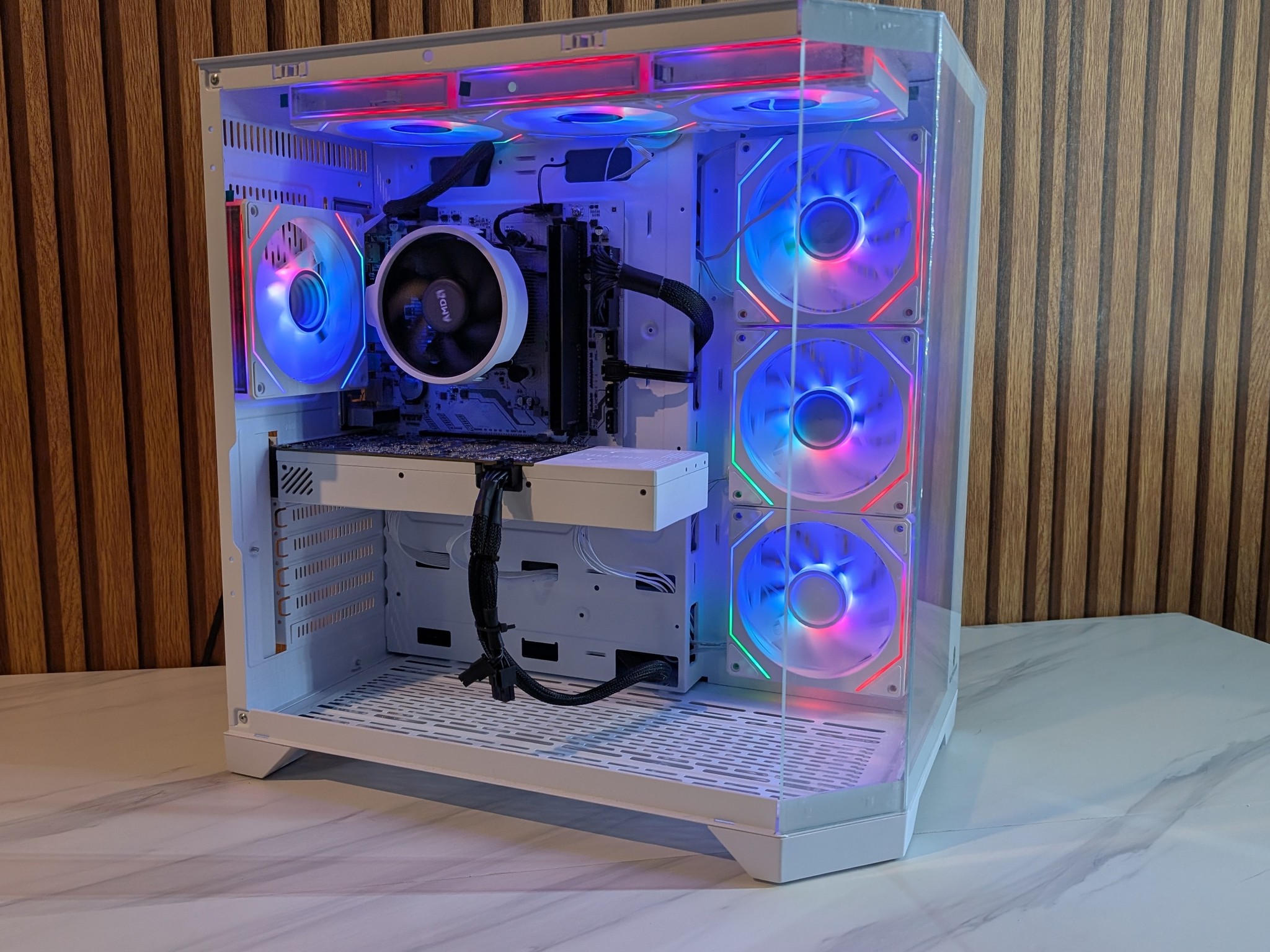 RTX 2070  | Ryzen 5 5500 | 16 GB ddr4 ram | 500GB SSD