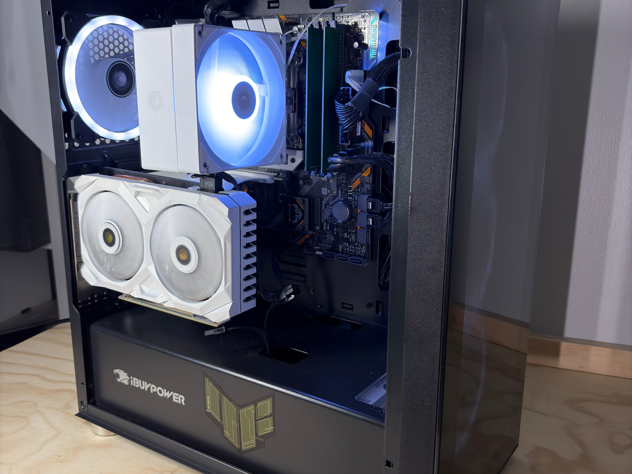Custom Gaming PC / I7 + GTX 1660 Ti / SSD / Ready to Play!