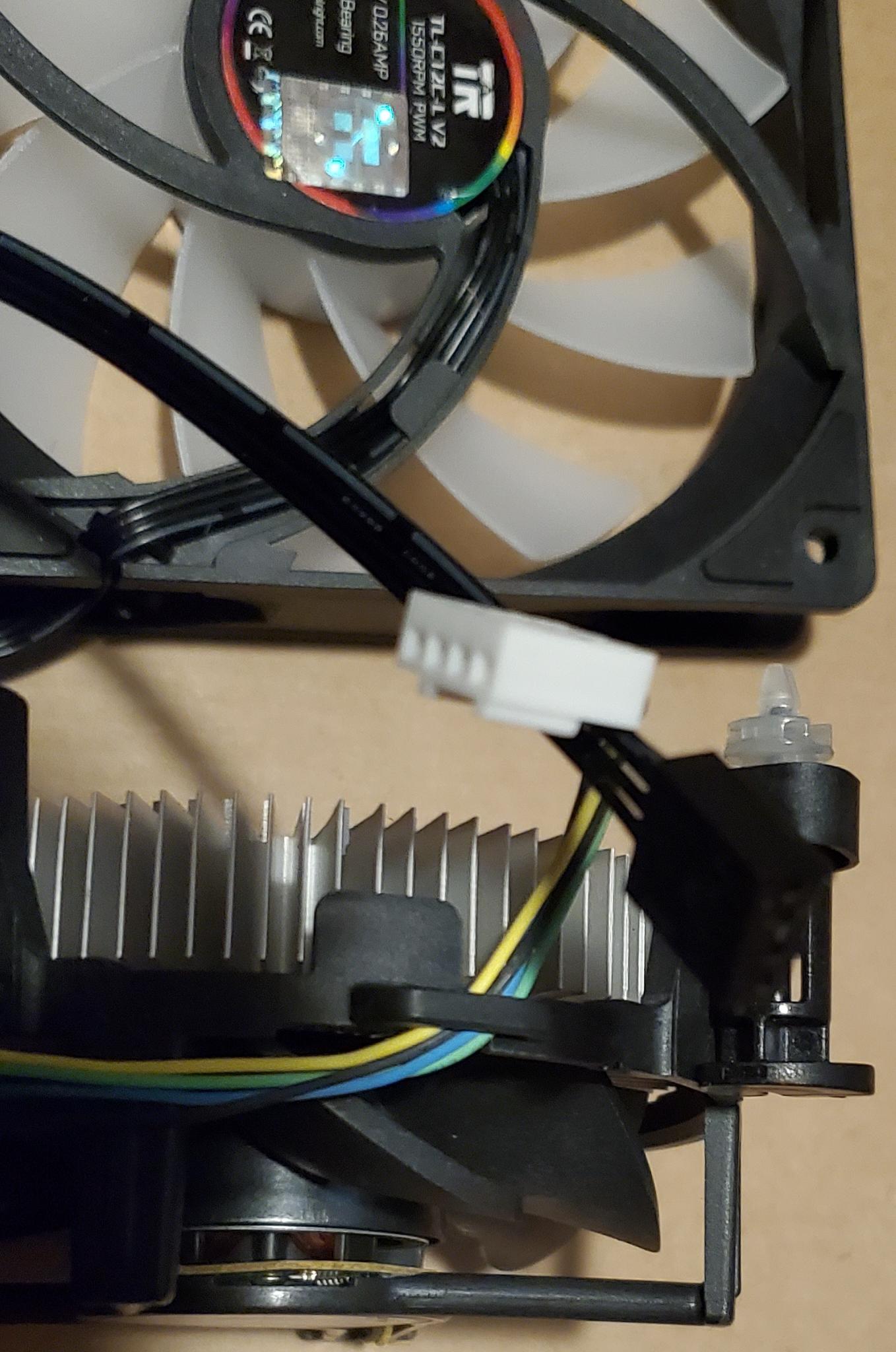120mm fan, fake rgb, Intel stock cooler