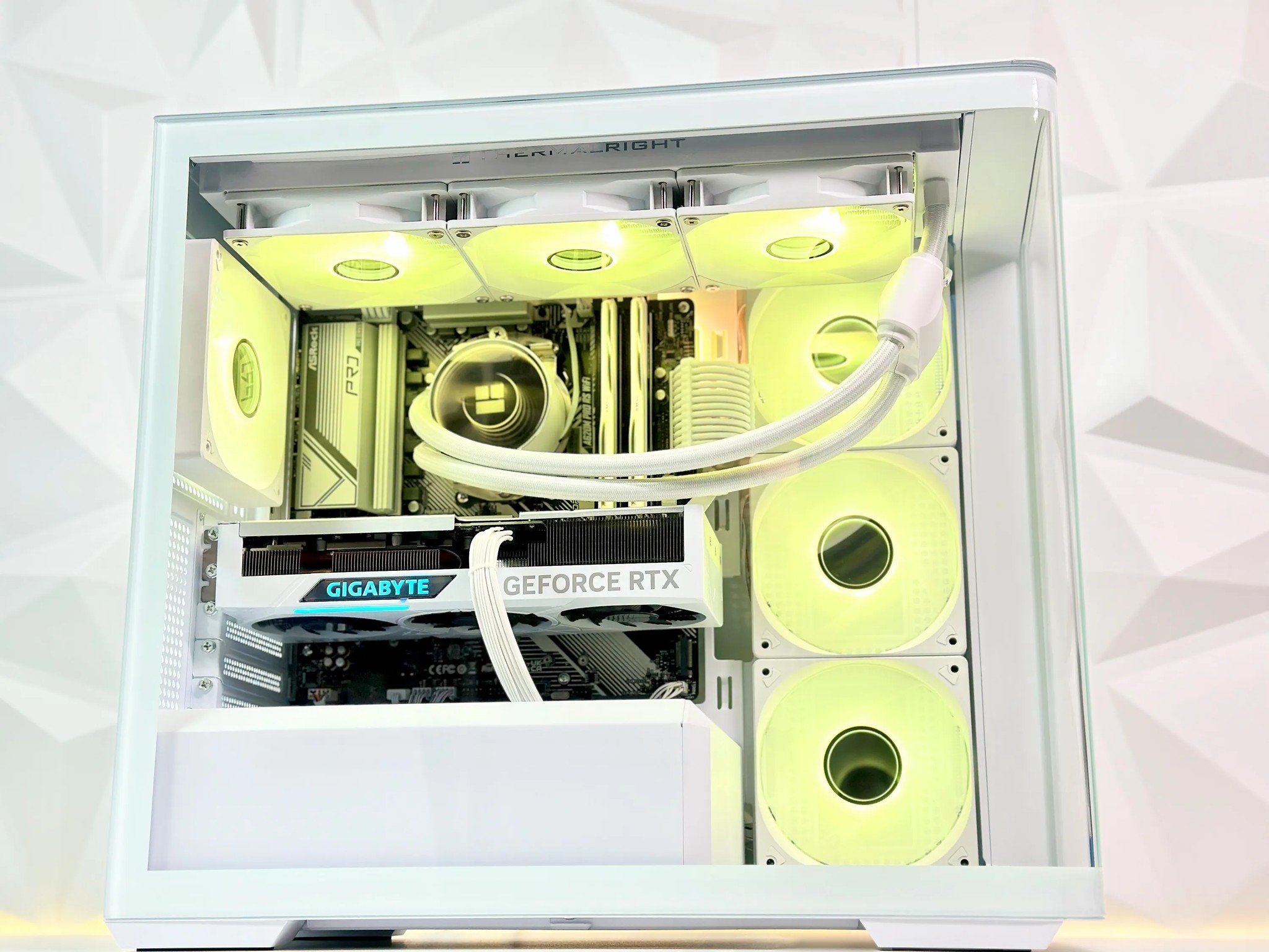 🧊🥶🧔‍♂️Iceman❄️Liquid Cooled Gaming PC❄️Nvidia RTX 4070 Ti 12GB❄️AMD Ryzen 7 7700❄️32GB DDR5