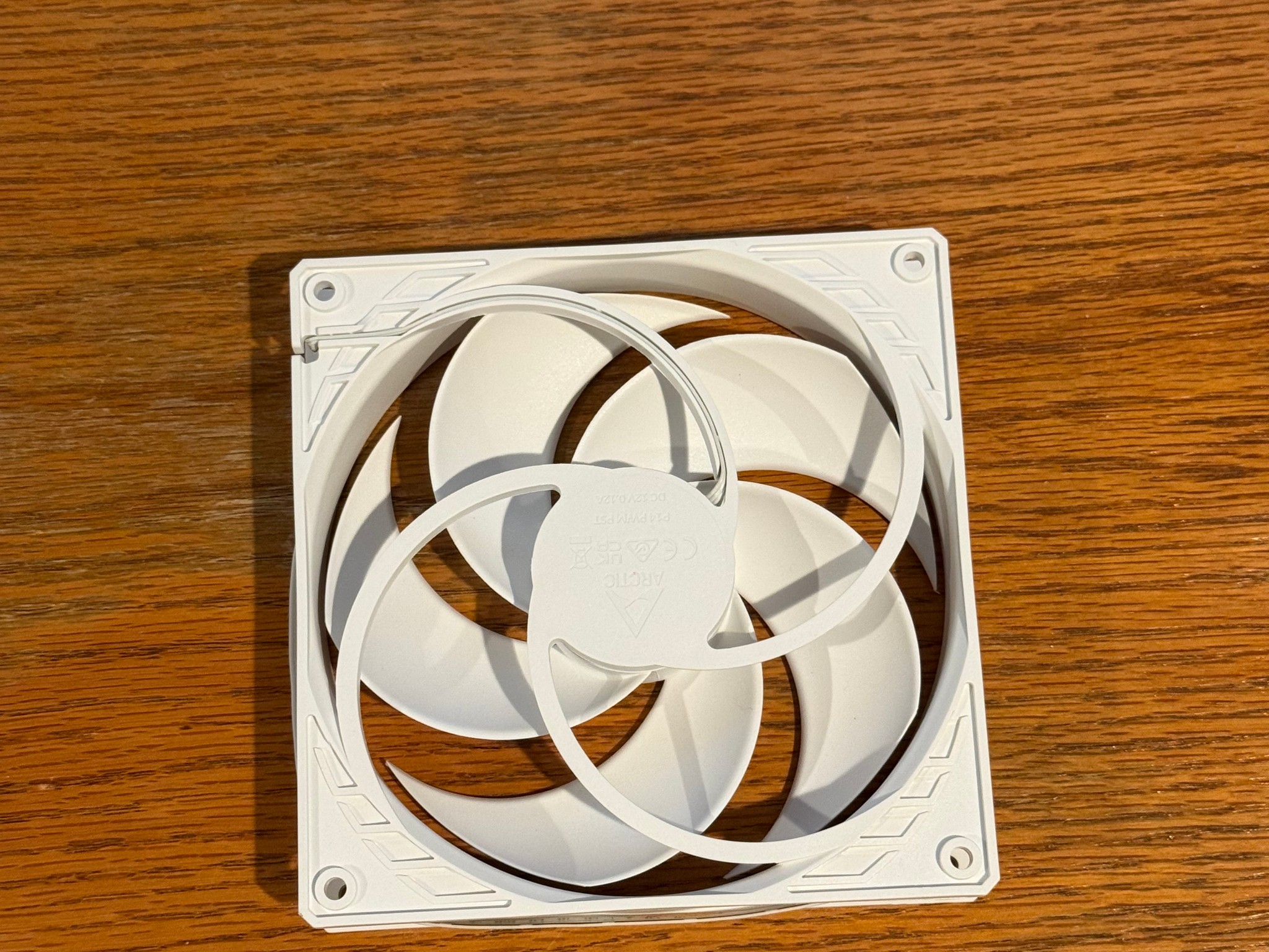 Phanteks D30-140 DRGB PWM FAN 6 pack, Reverse Airflow Model [Bundle]