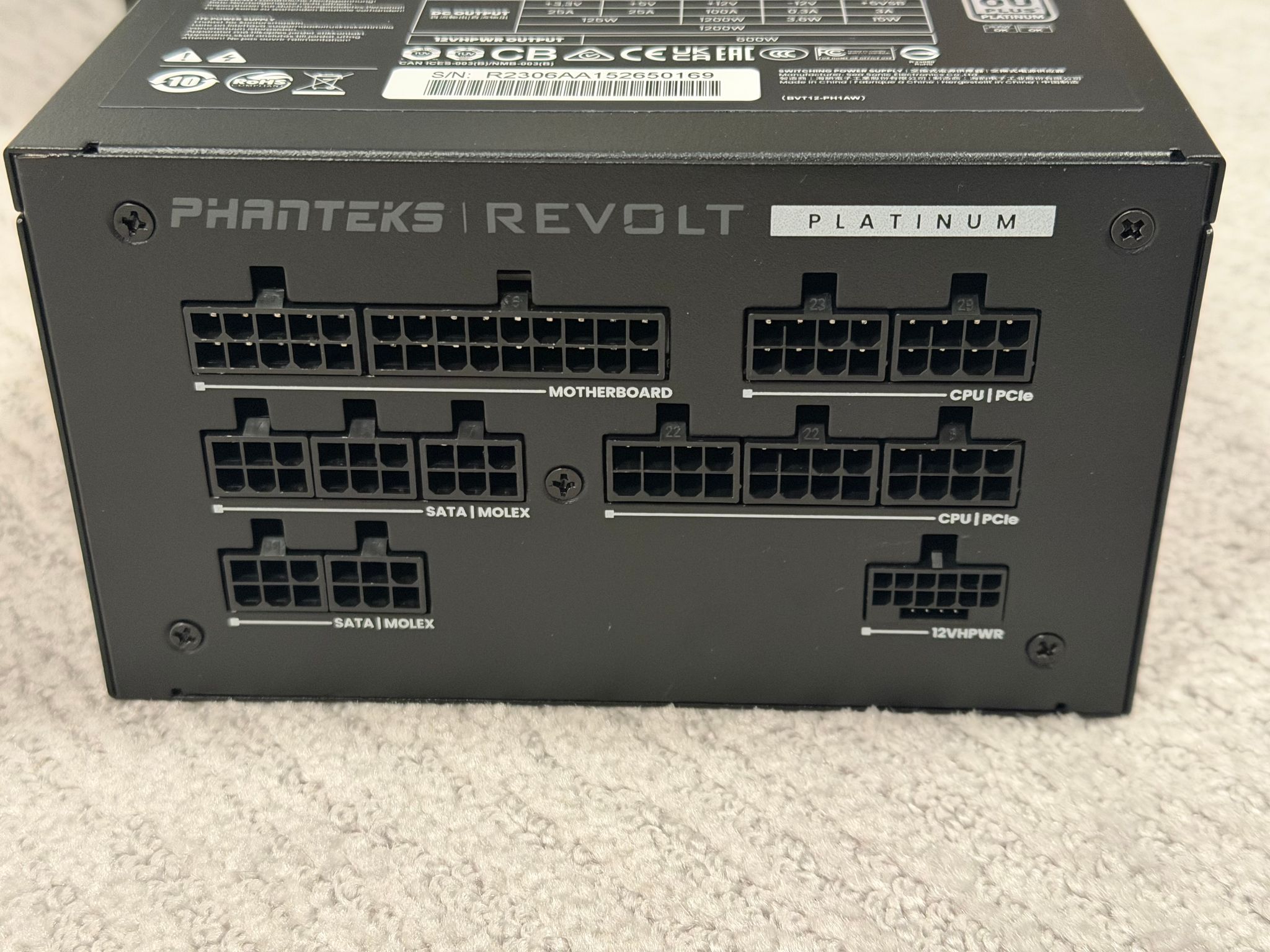 Phanteks 1200w Platinum Power Supply PSU with Sleeved Cable Kit