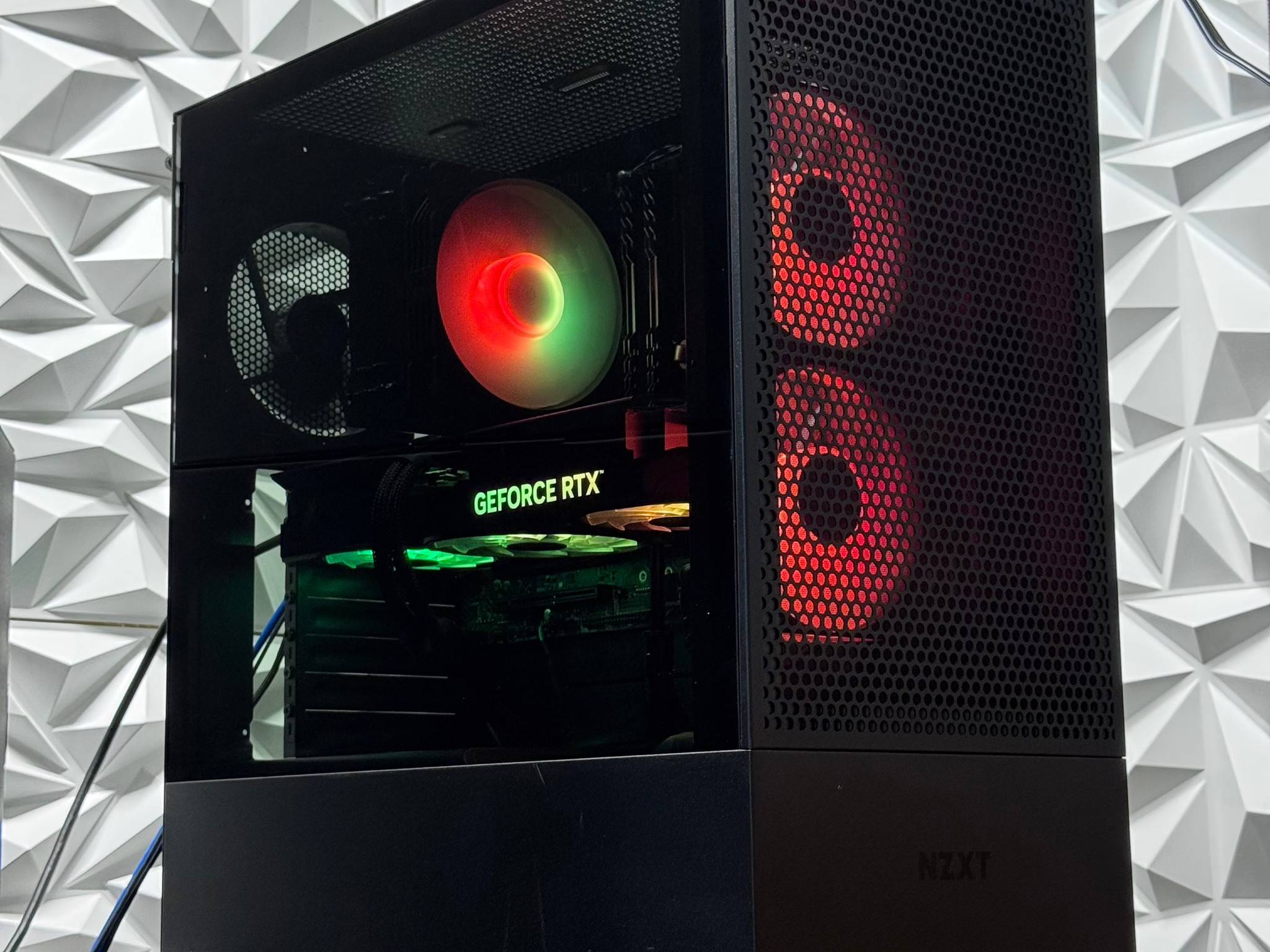 1440P Gaming Pc / RTX 4070 Ti Super / i7-12700F / 32GB 3200Mhz RAM / 1TB SSD / 850w psu