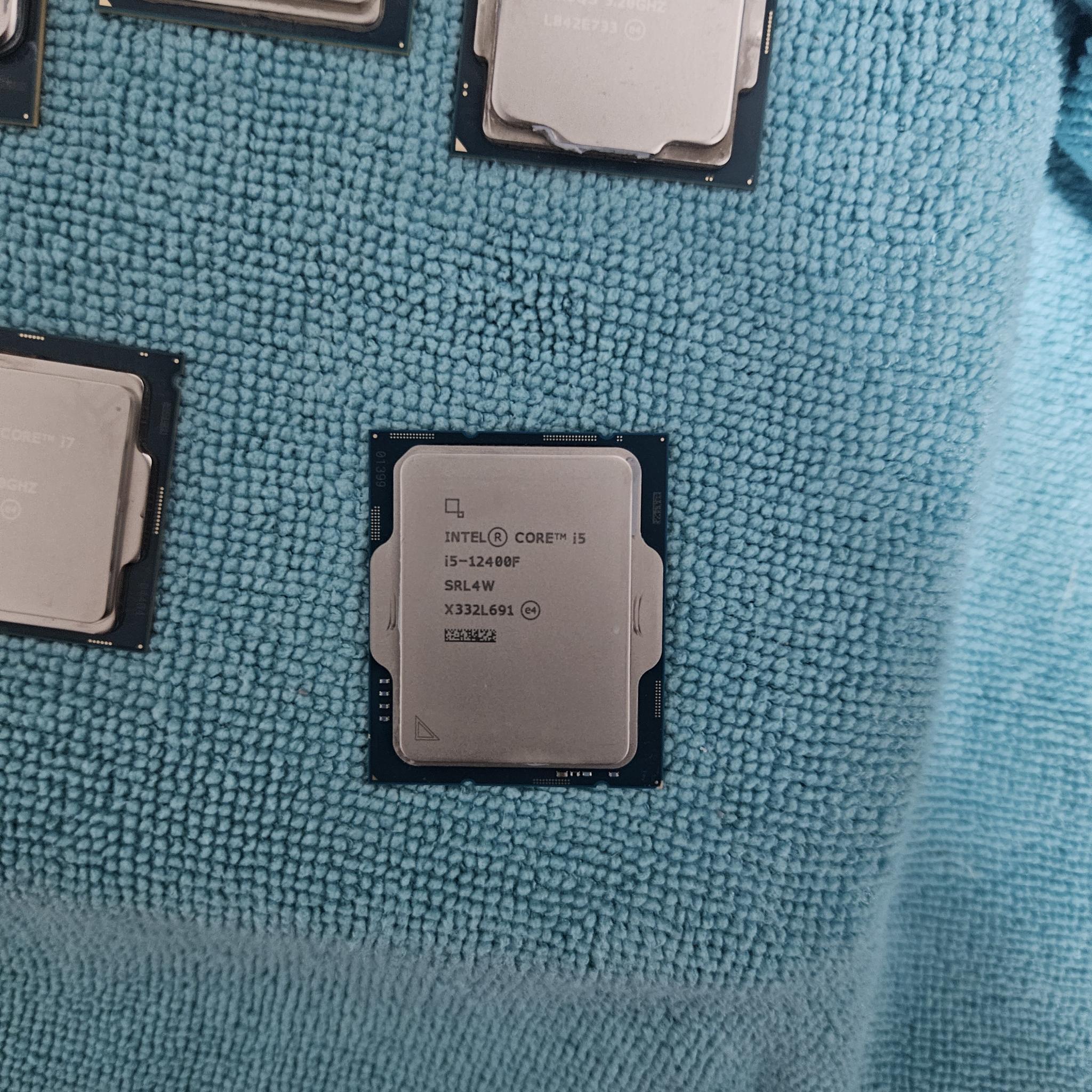 I5 12400f