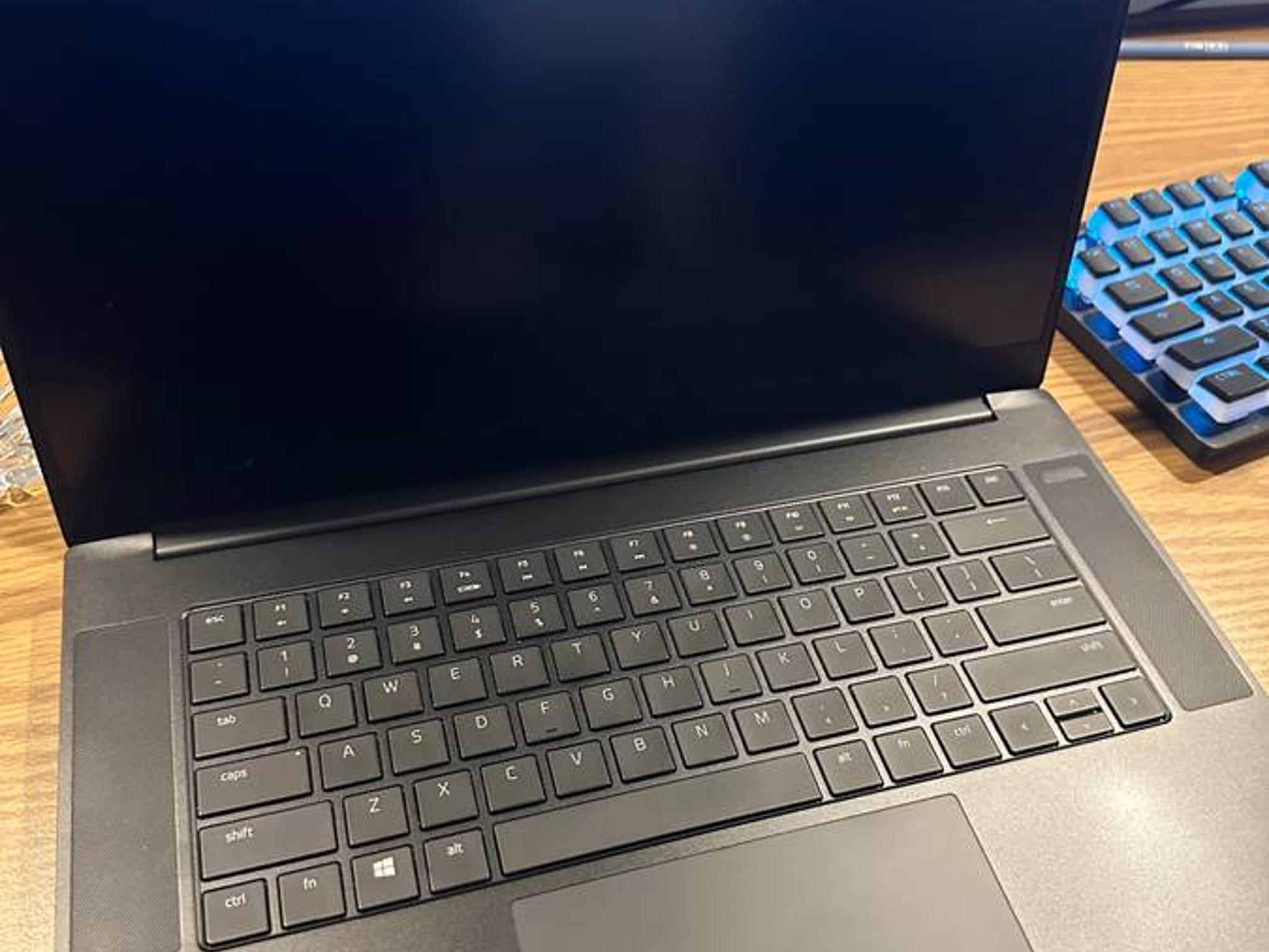Razer Blade15 2021 (RTX 3070)