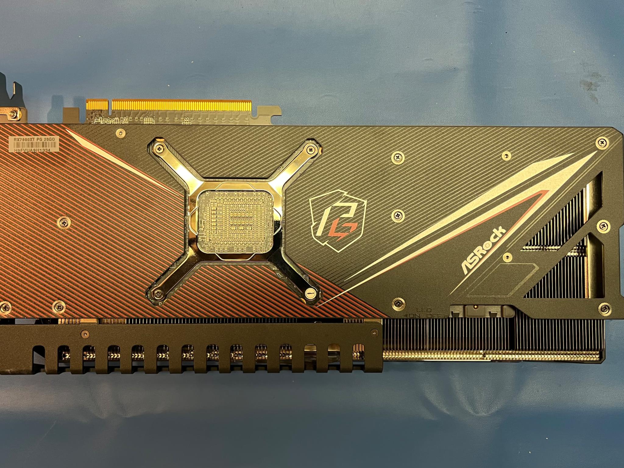 ASrock Radeon RX 7900XT Phantom Gaming