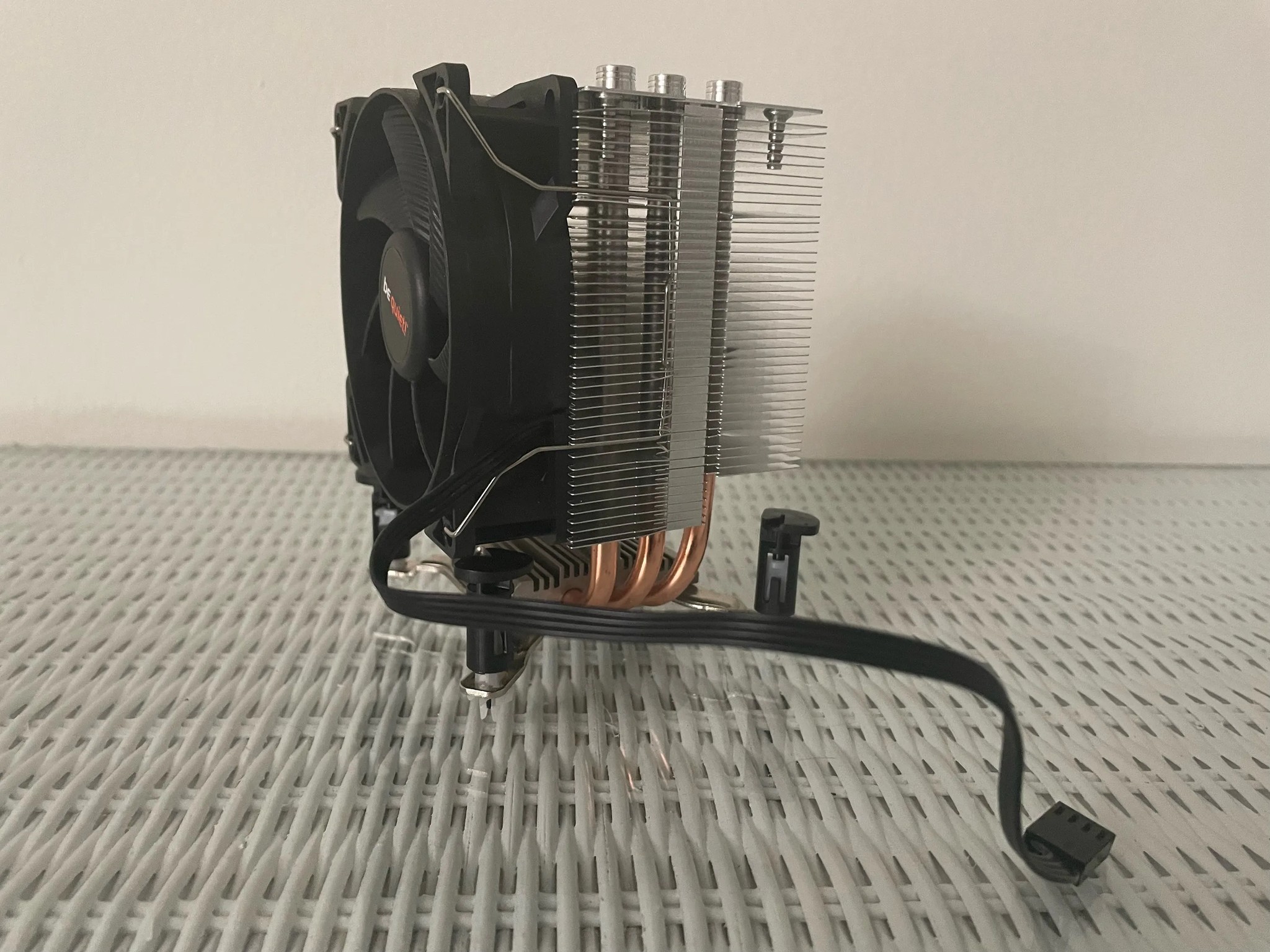 be quiet! Pure Rock Slim (With AMD Mounting Clamp & Manual)!
