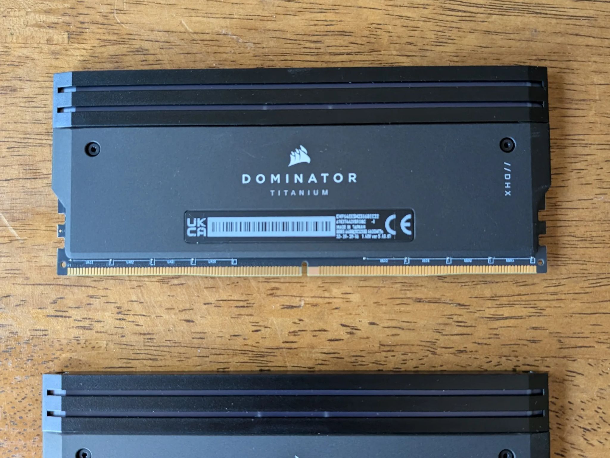 Corsair Dominator Titanium RGB 64GB (2 x 32GB) DDR5-6600 PC5-52800 CL32 RAM