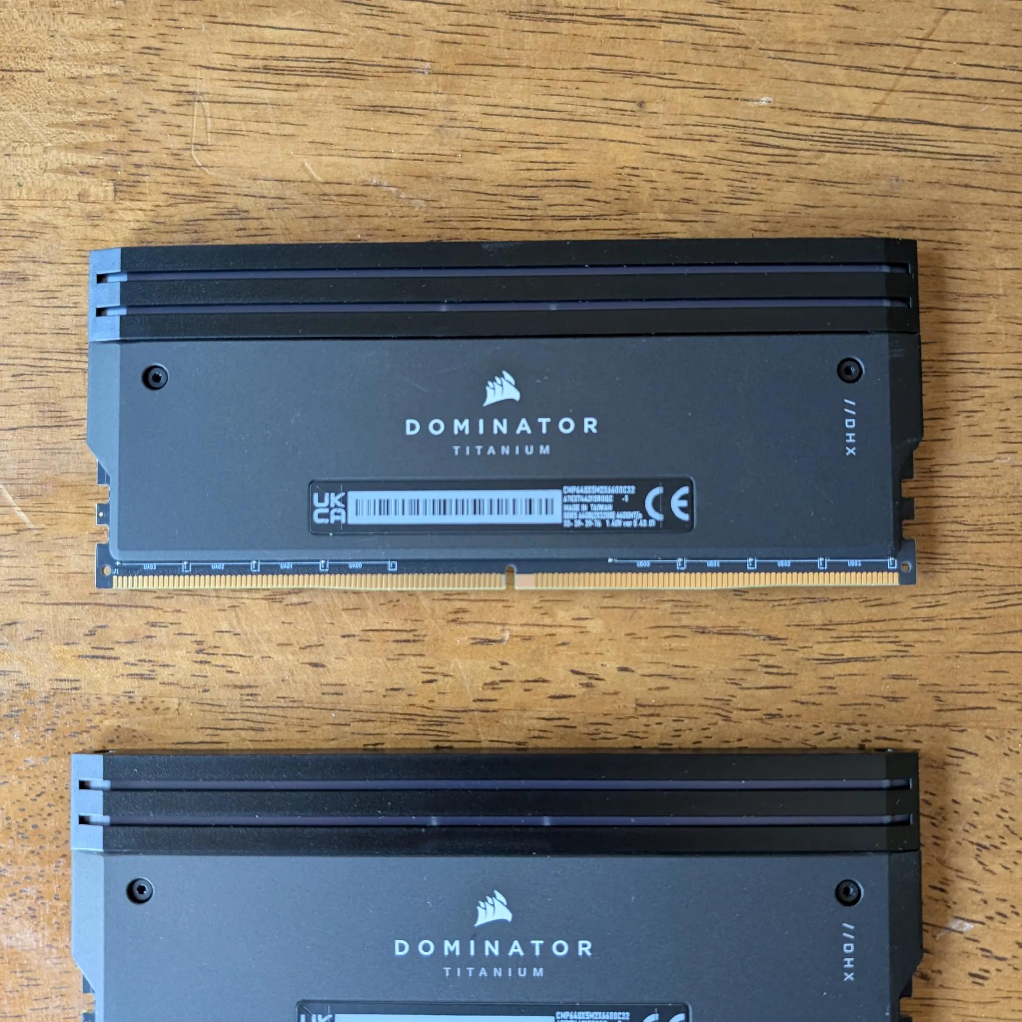 Corsair Dominator Titanium RGB 64GB (2 x 32GB) DDR5-6600 PC5-52800 CL32 RAM