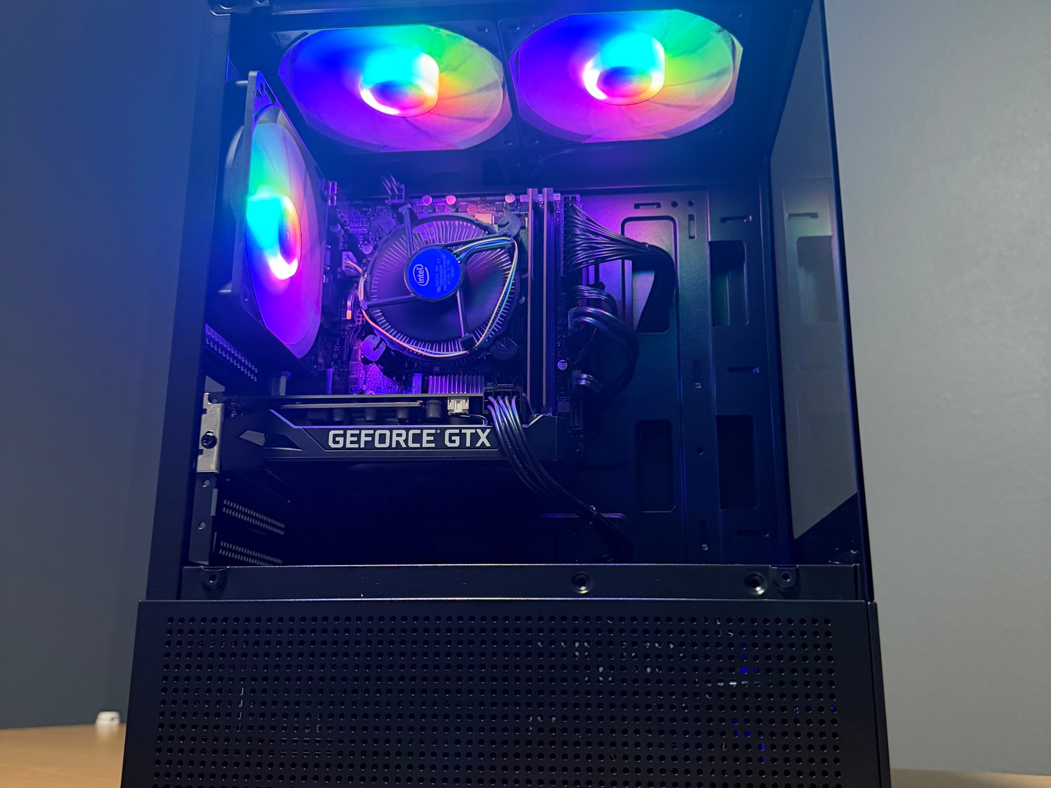 CUSTOM BUDGET GAMING PC -  Intel i7 8700  NVIDIA GTX 1660 SUPER 16GB DDR4 250GB SATA SSD WIN11