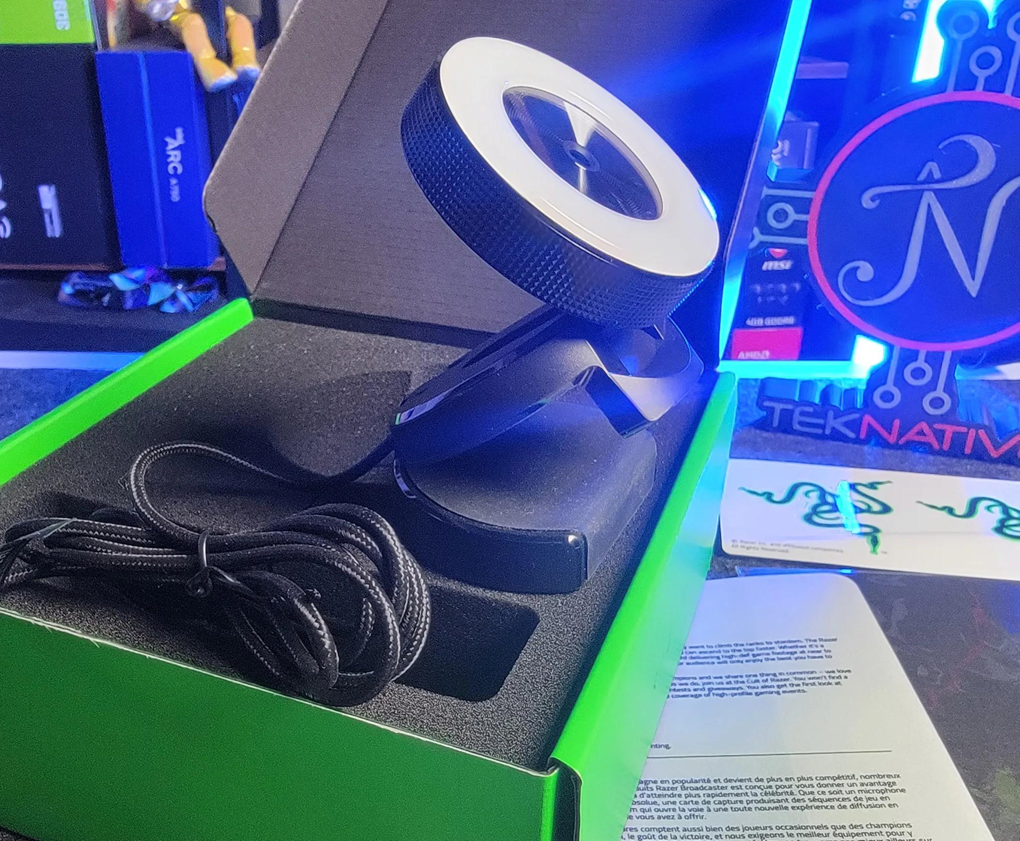 Razer - Kiyo 1920 x 1080 Webcam with Adjustable Ring Light - Black