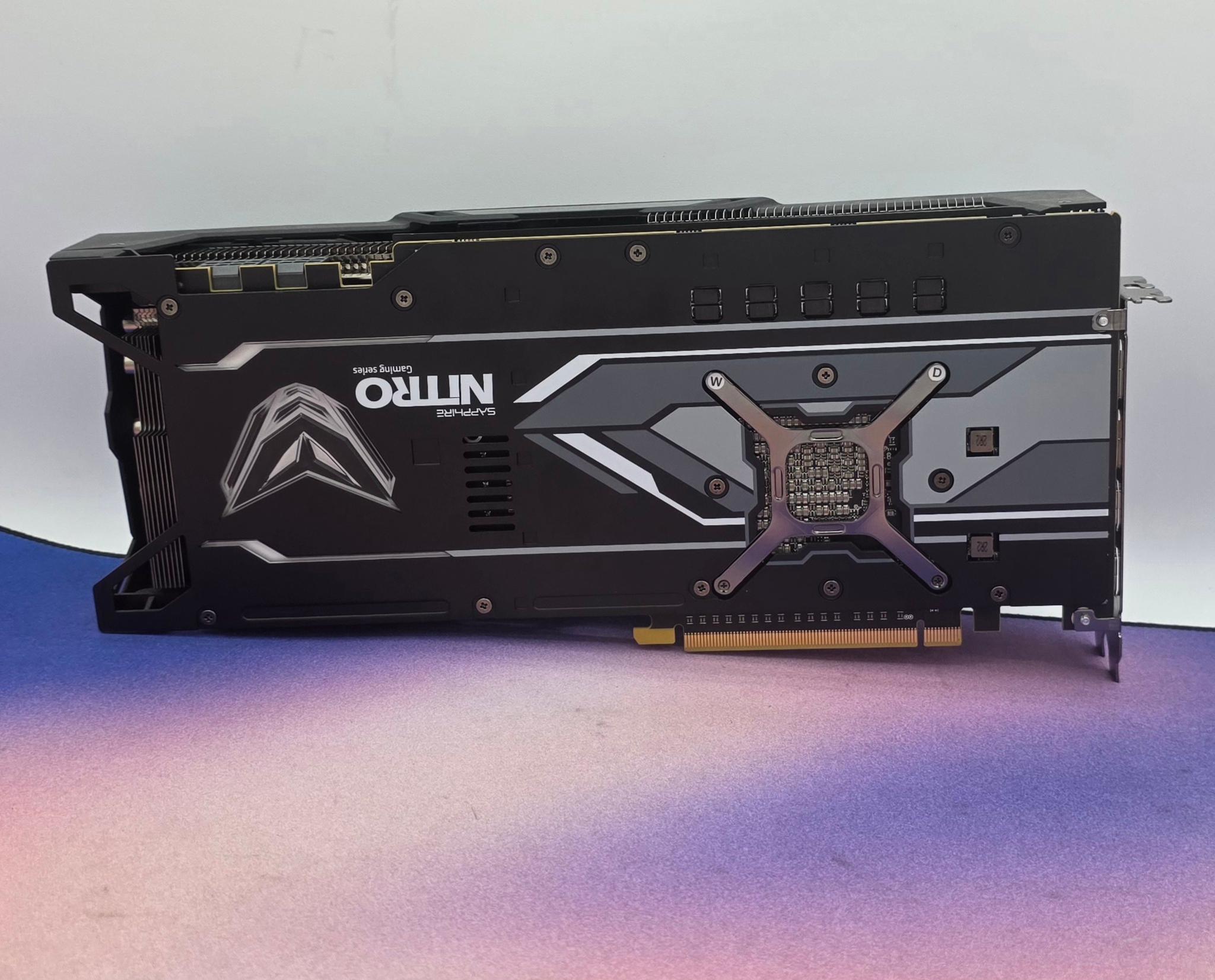 Sapphire Nitro Vega 64