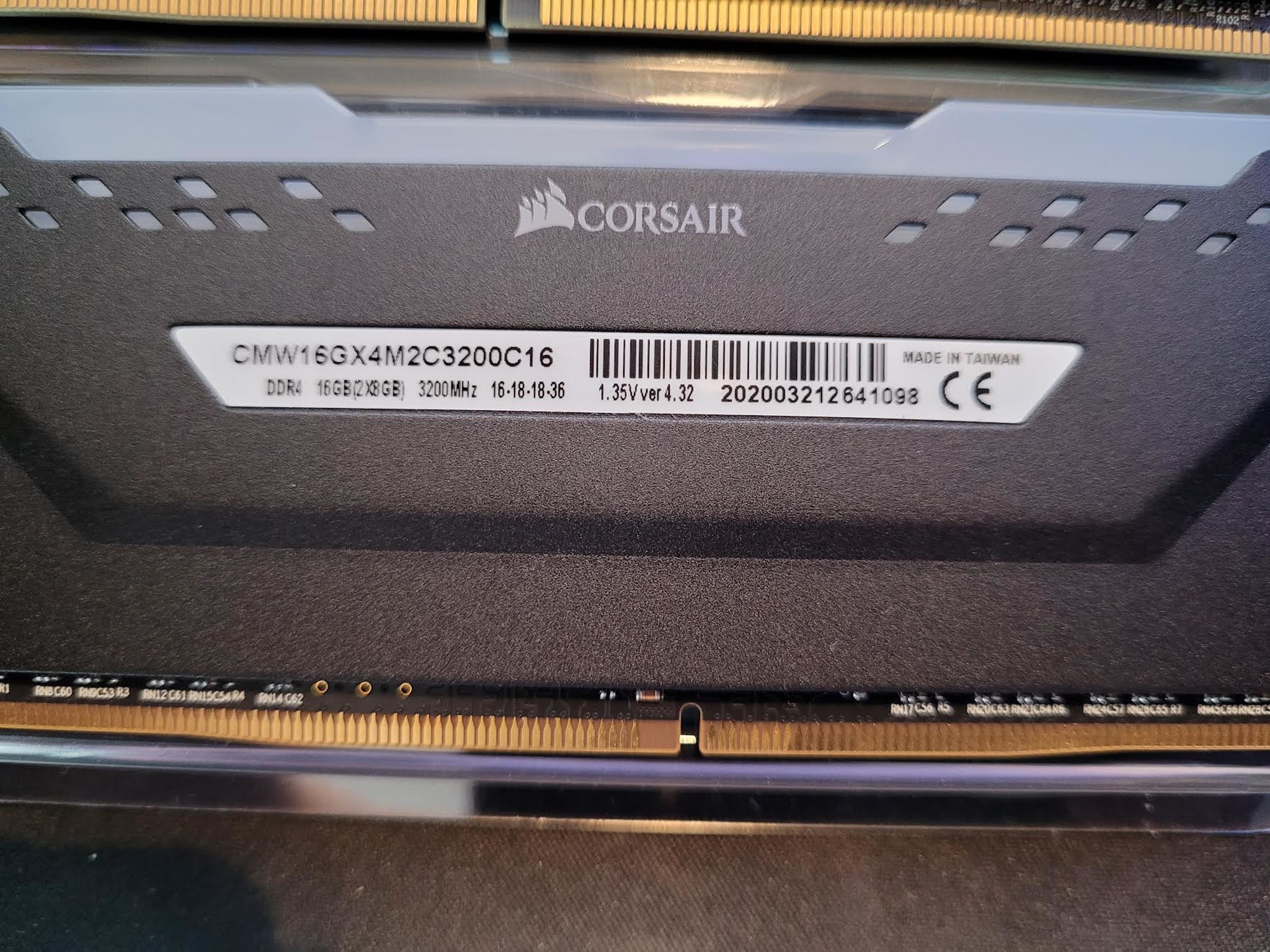 Corsair Vengeance RGB Pro 16GB(8GB*2) DDR4 3200MHz CL16 RAM