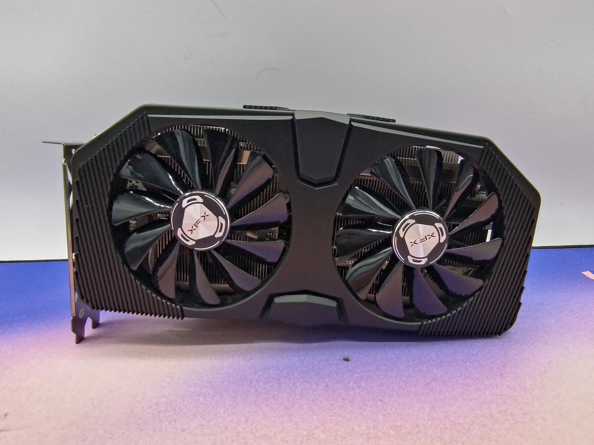XFX RX 5700XT RAW II