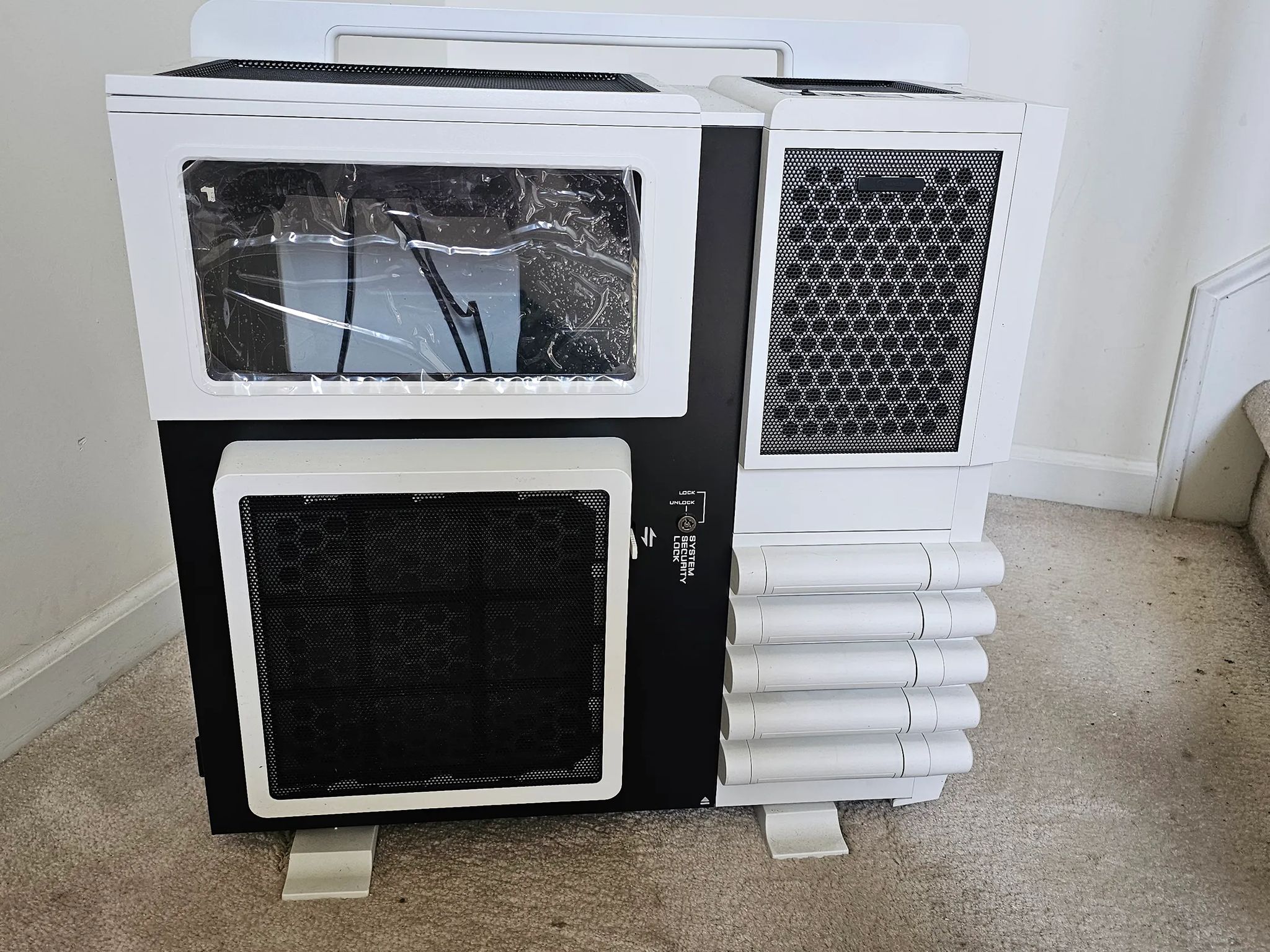 Thermaltake Level 10 GT Snow Edition