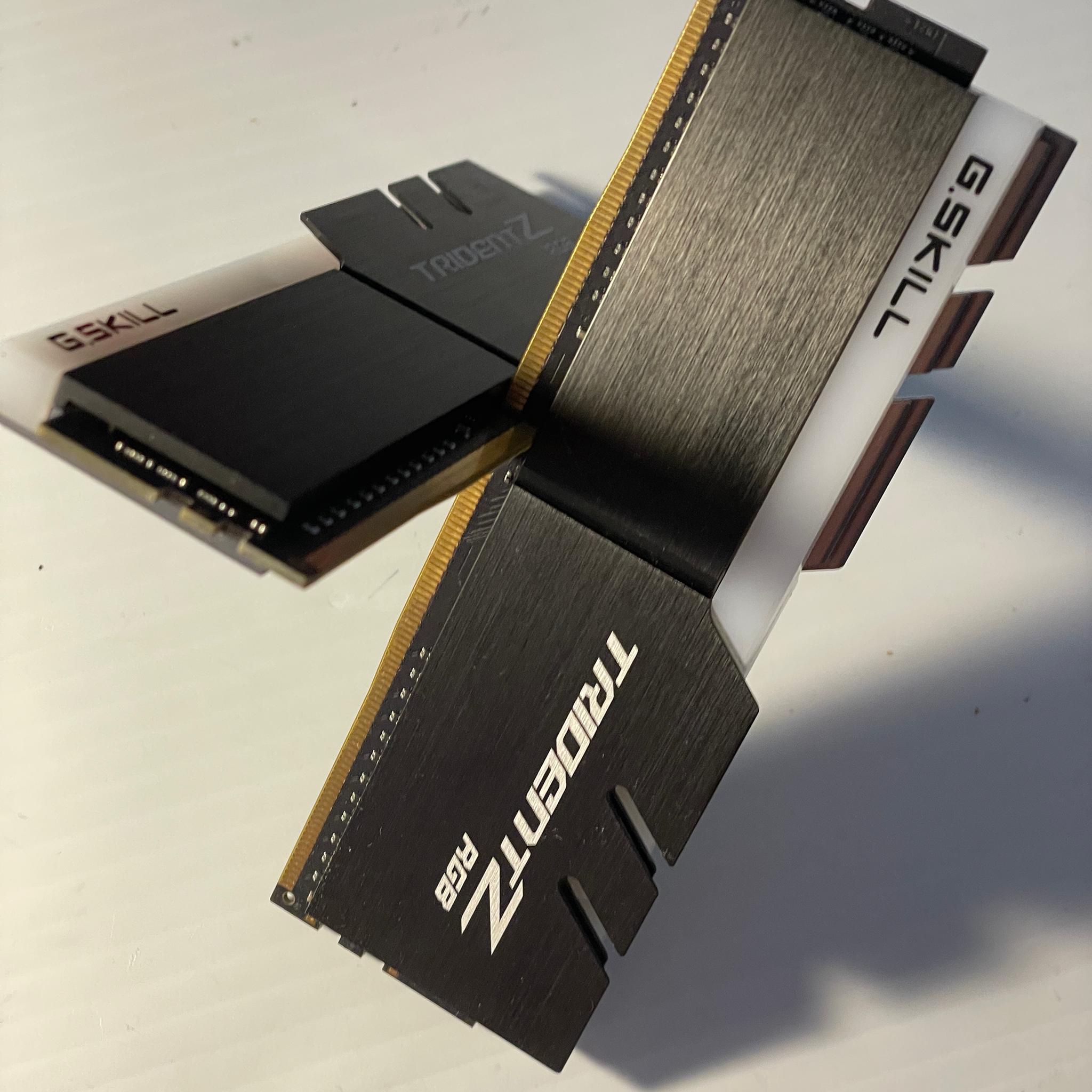 Trident Z RGB 2x8