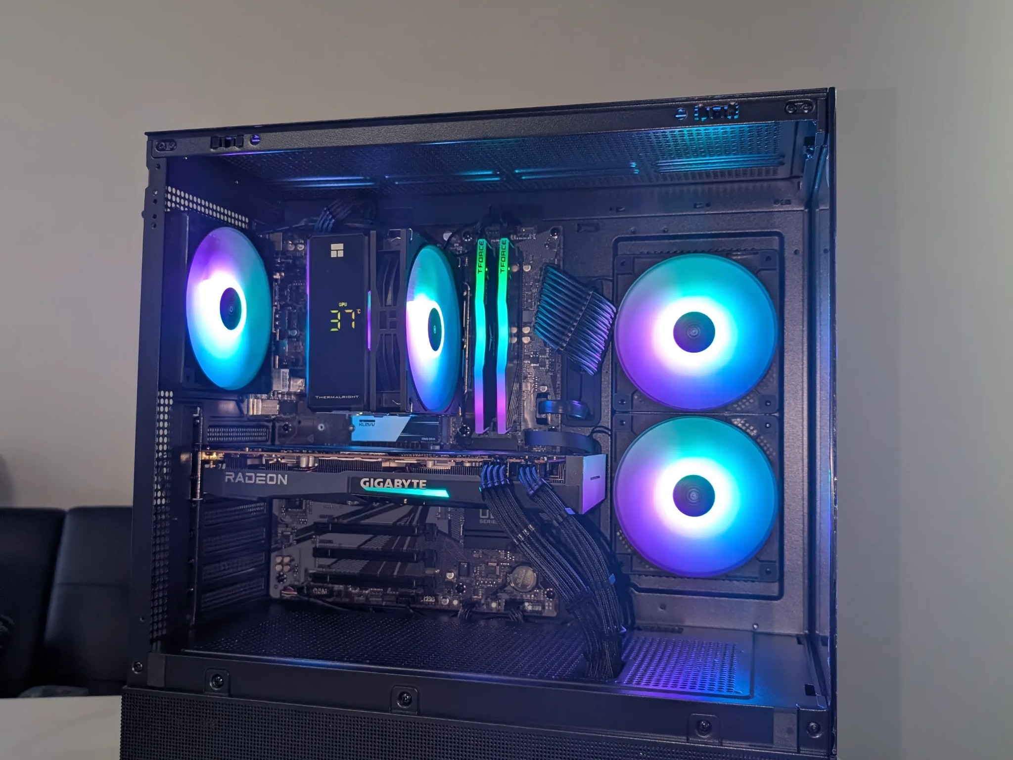 i5 12400f/RX 6700 XT (12gb)