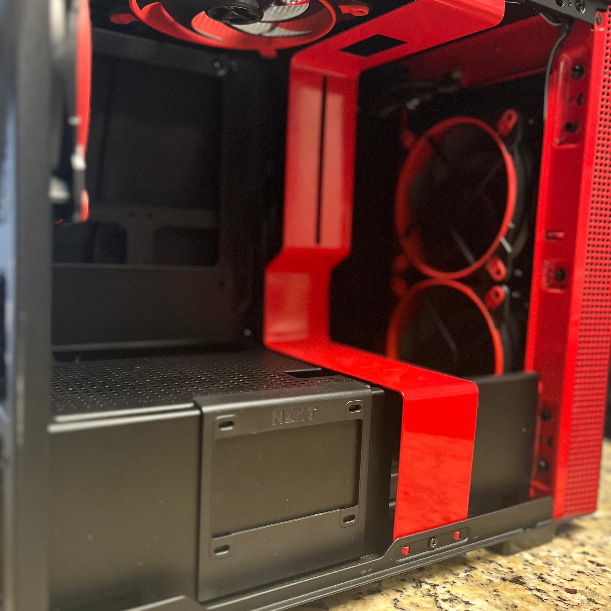 MSI GTX 1070 Gaming + NZXT H210i ITX case
