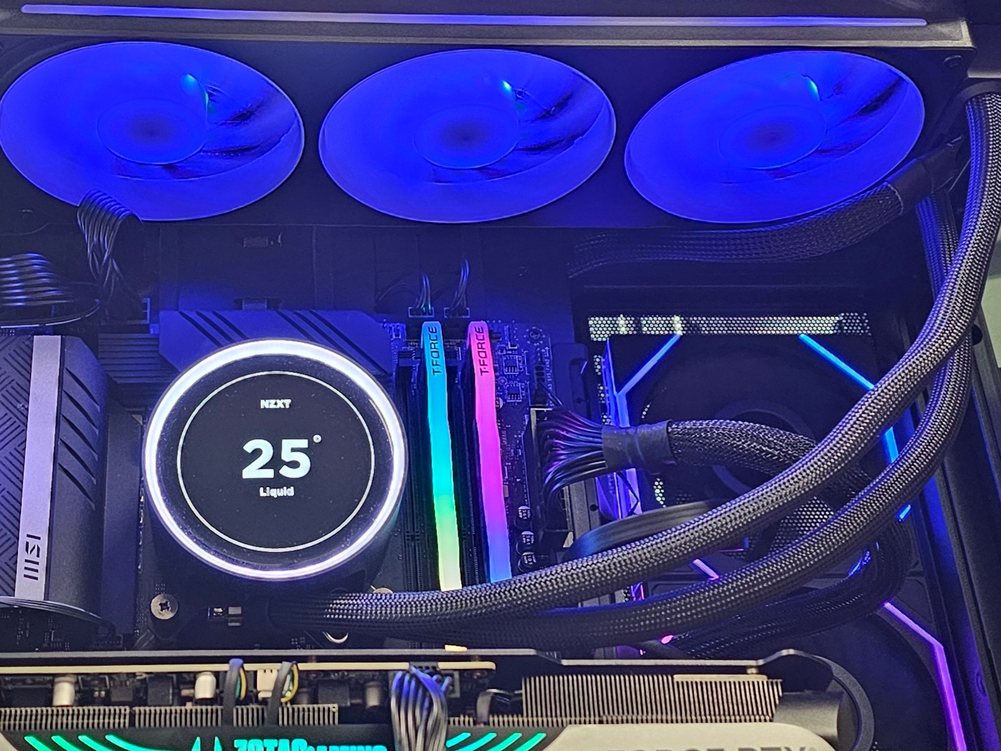 360mm RGB NZXT AIO CPU Liquid Cooler LGA1700 w\ LCD Screen