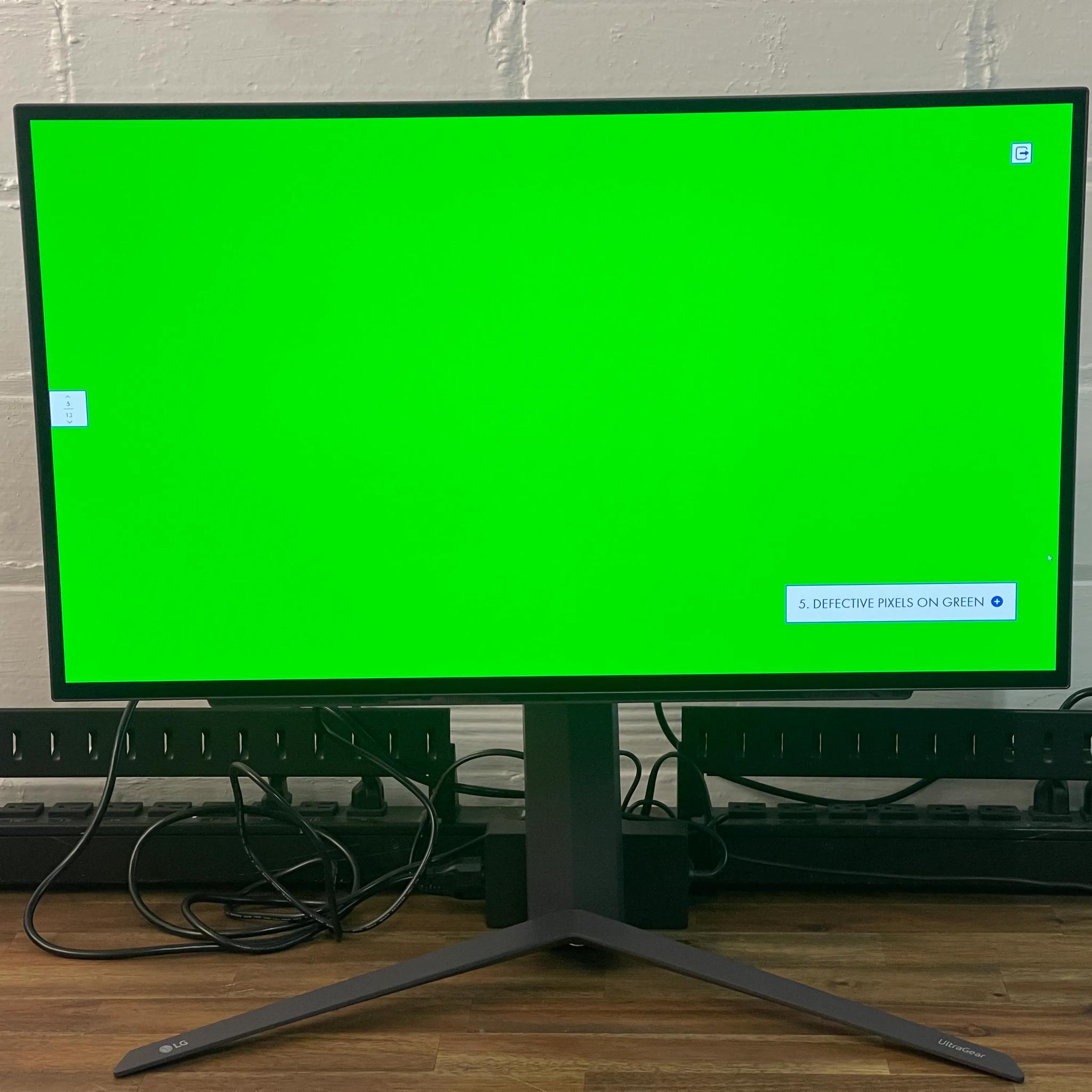 LG 27GR95QE-B 27" UltraGear OLED 1440p 240Hz Gaming Monitor