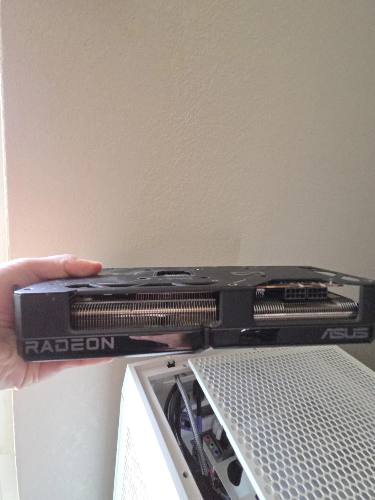 AMD 7900 GRE 16gb VRAM ASUS OC DUAL FAN *EXCELLENT CONDITION*