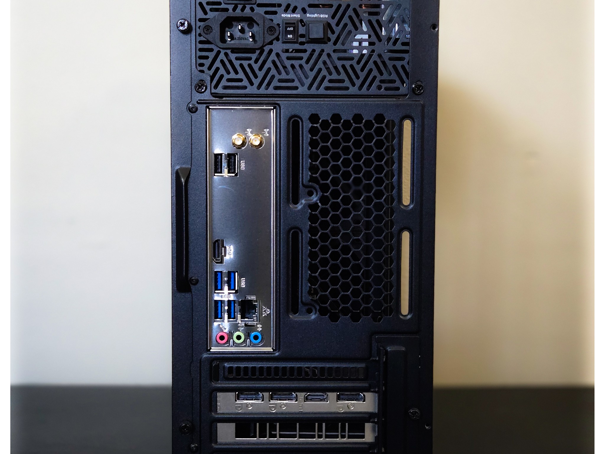 GTX 1660 Super | Ryzen 5 1400 | Wi-Fi | 1080p Gaming PC