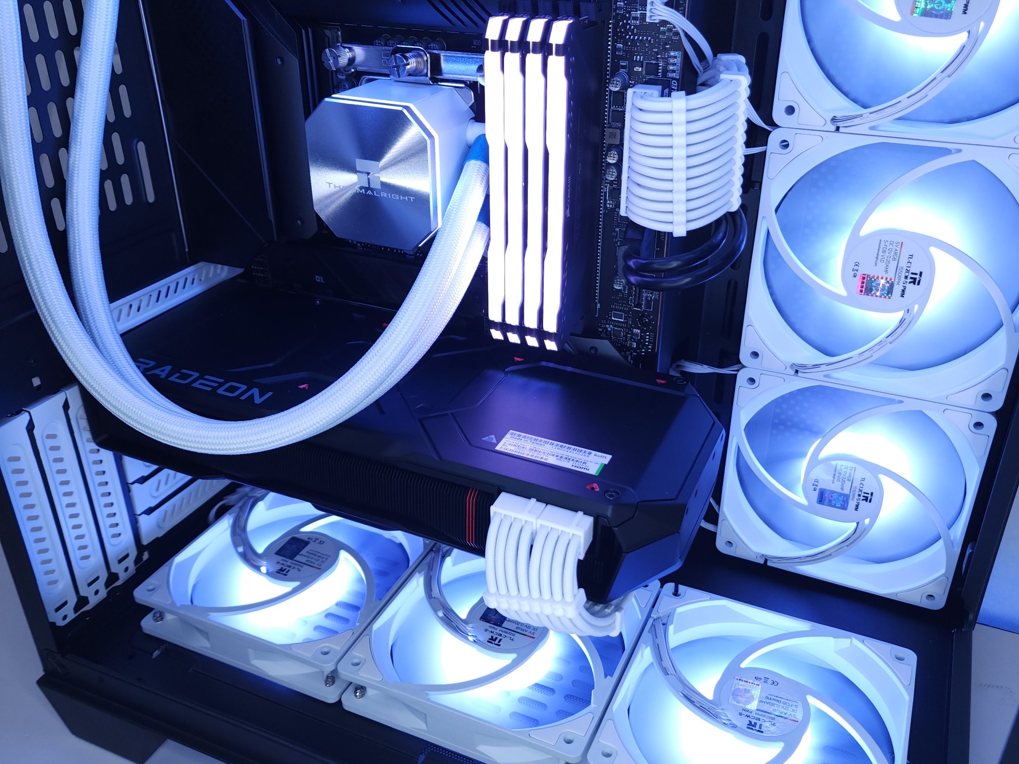 🤍🤍RX 7900 XTX | Core i9 12900K | 32GB 4000MHz | 2TB NVMe SSD Gen 4