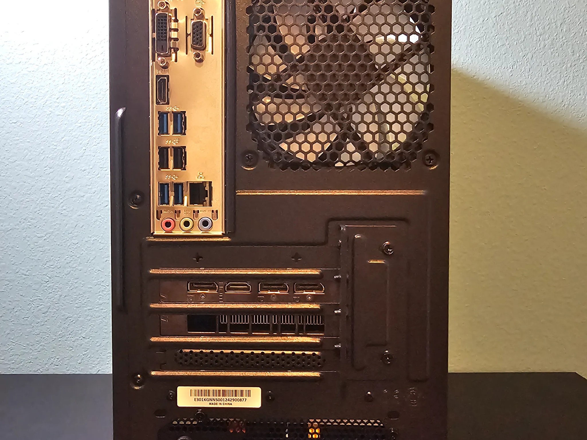 1080p RGB Lite / RX 5700-XT / Ryzen 5 / 16GB DDR4 / 1TB SSD