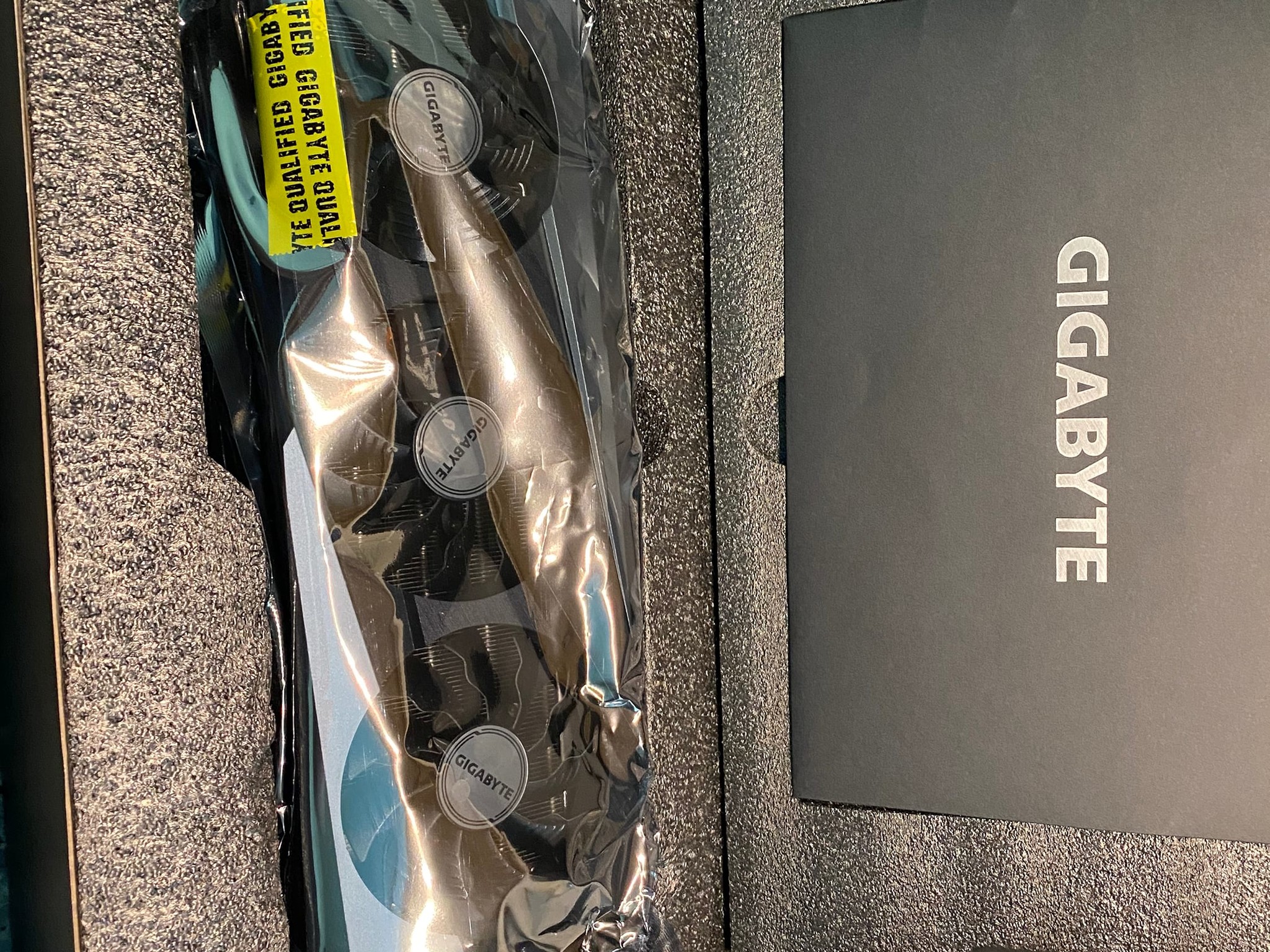 Gigabyte RTX 3070 Ti