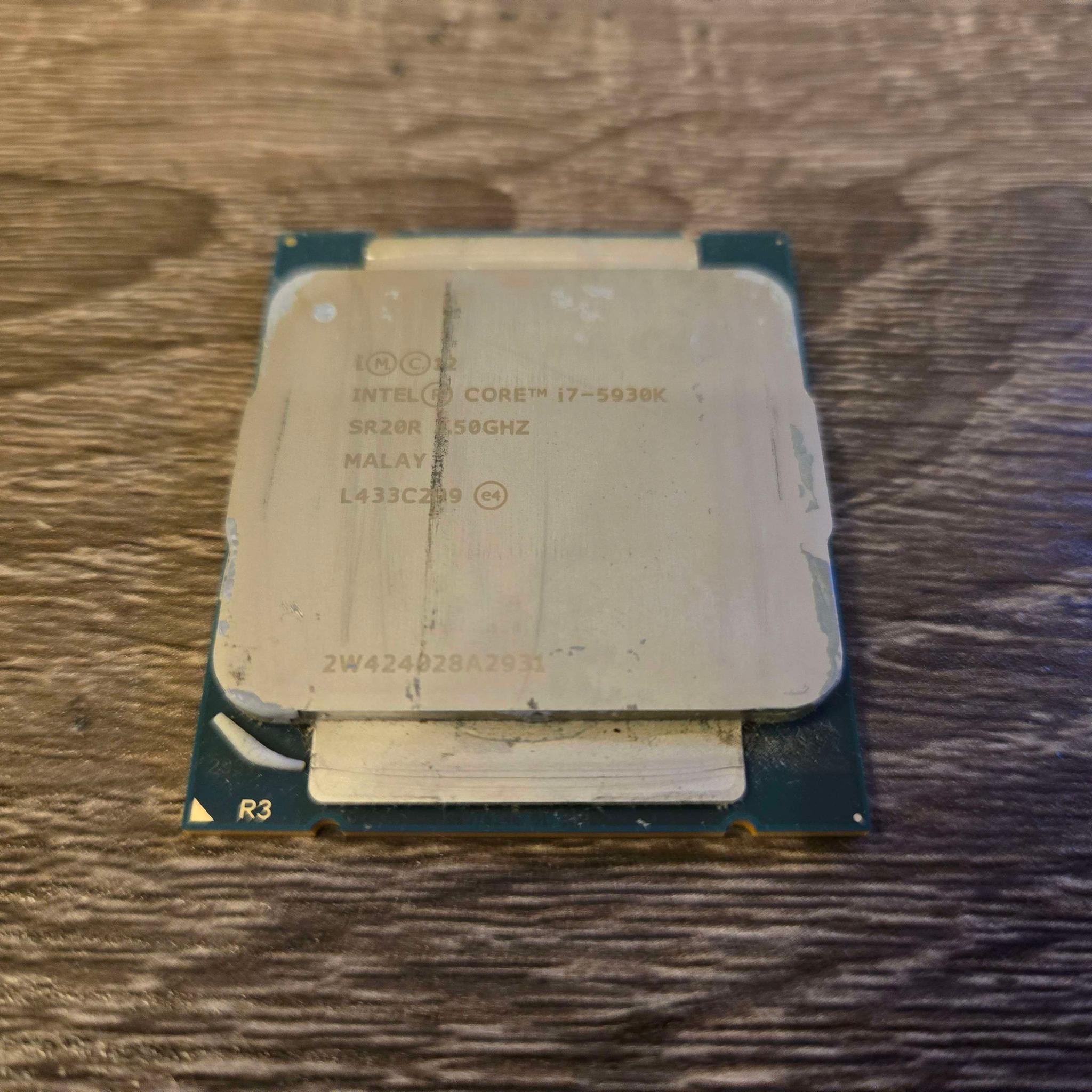 Intel Core i7 5930K