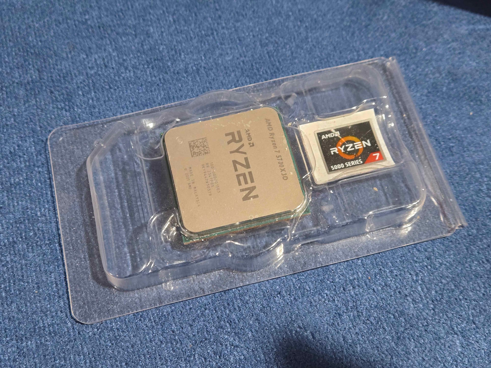 AMD Ryzen 7 5700X3D - Complete In Box