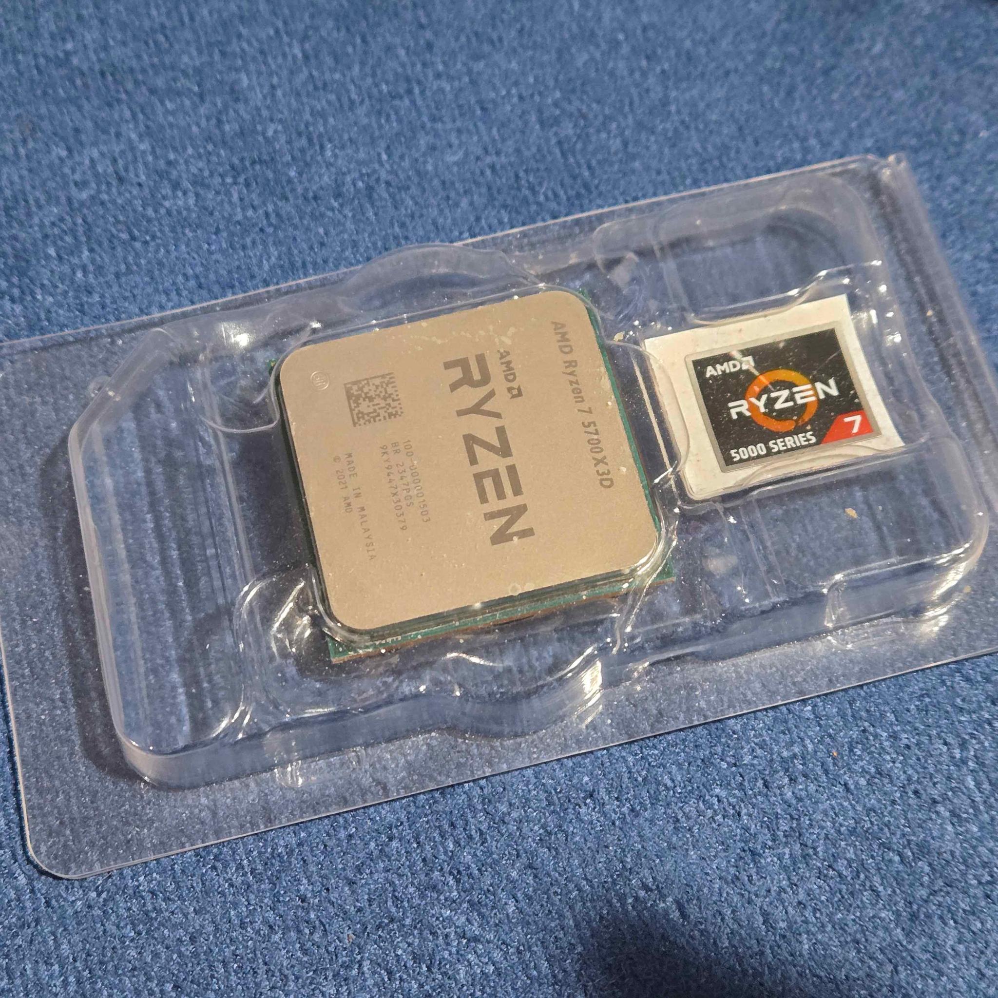 AMD Ryzen 7 5700X3D - Complete In Box