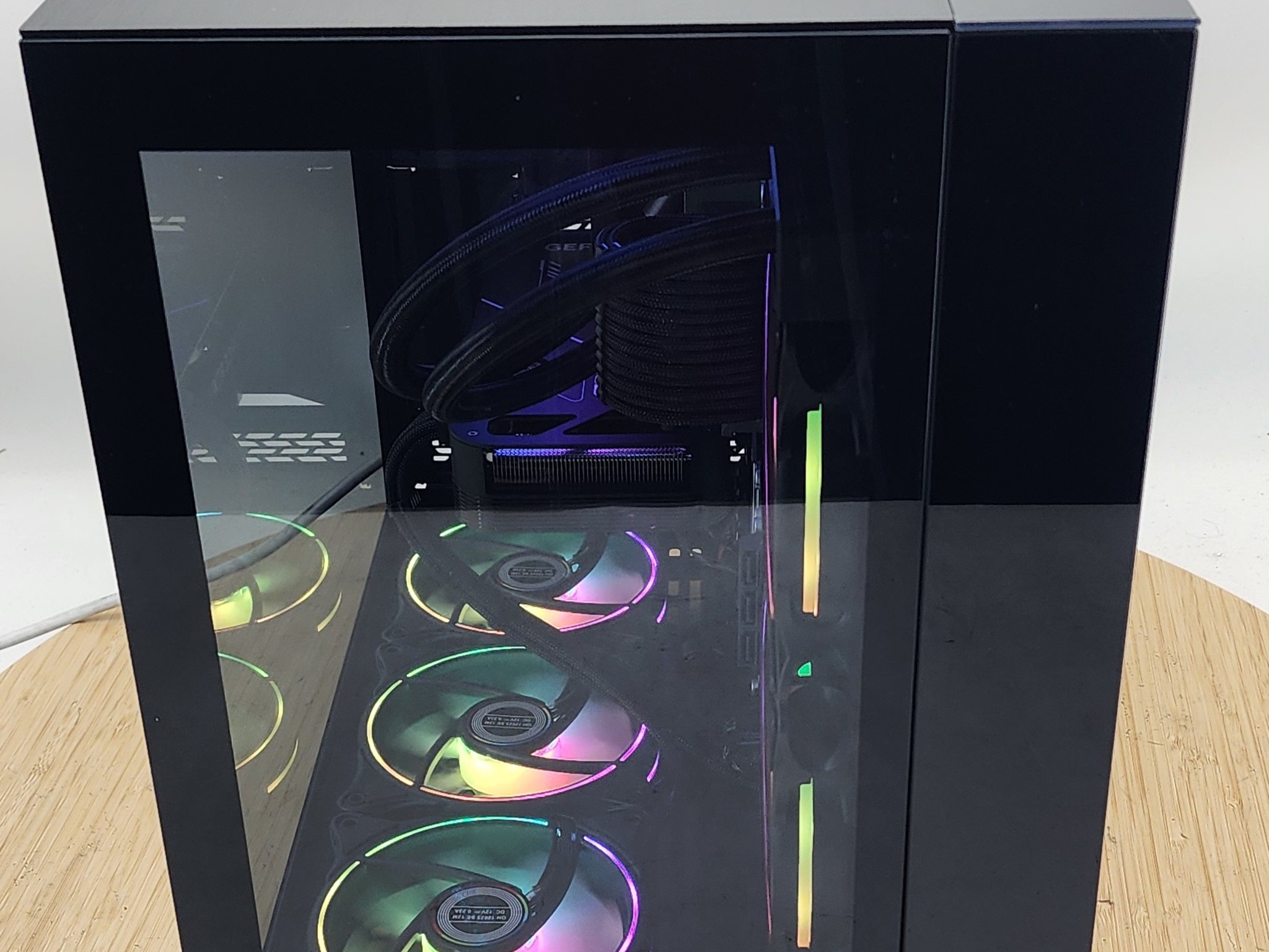 Gaming PC Ryzen 7 5700X 16GB RAM 1TB SSD RTX 4060 8GB Windows 11 Computer