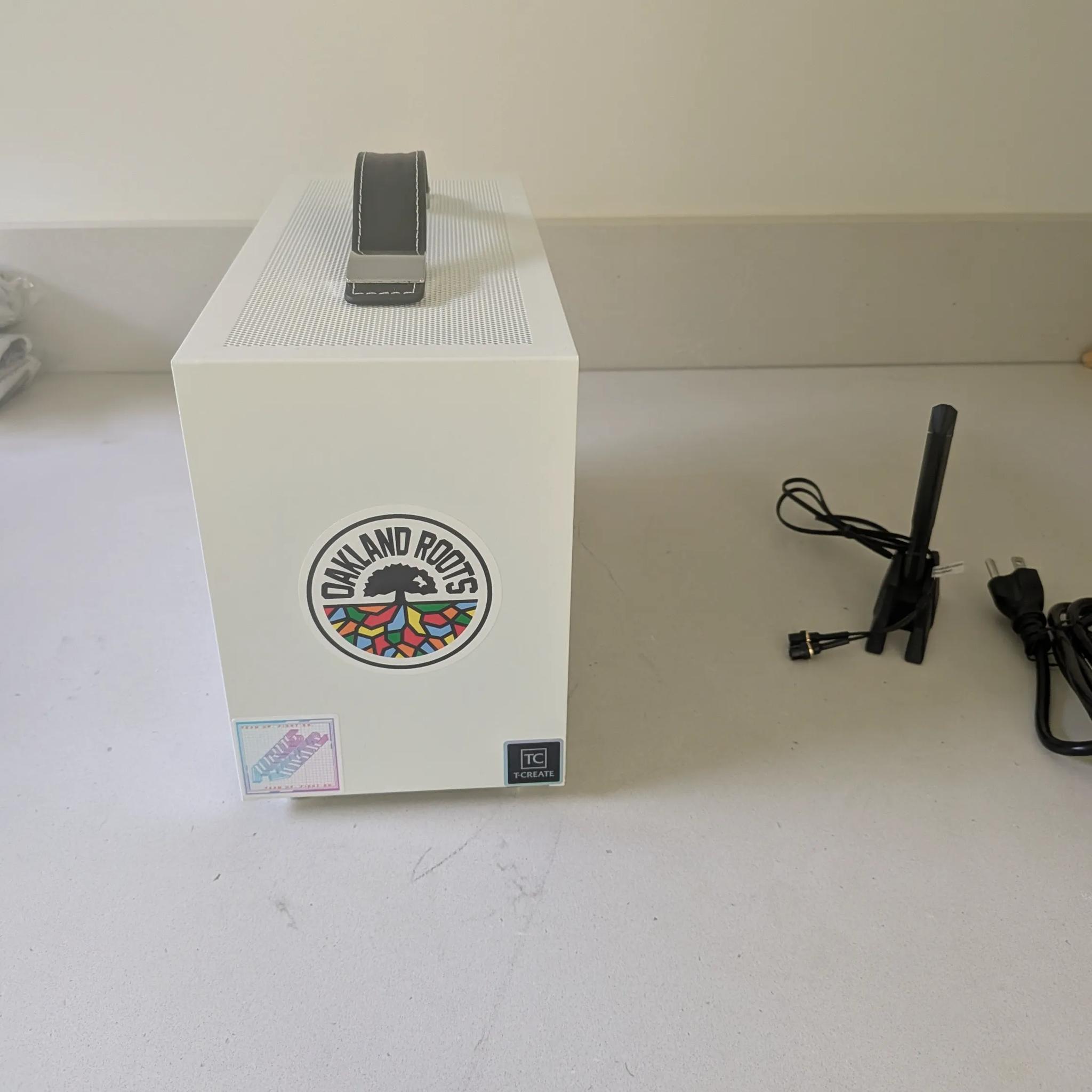 RX 9070 Mini ITX Gaming PC - Ryzen 5 7600X3D, AMD Radeon RX 9070, 64 GB DDR5, 4 TB NVME