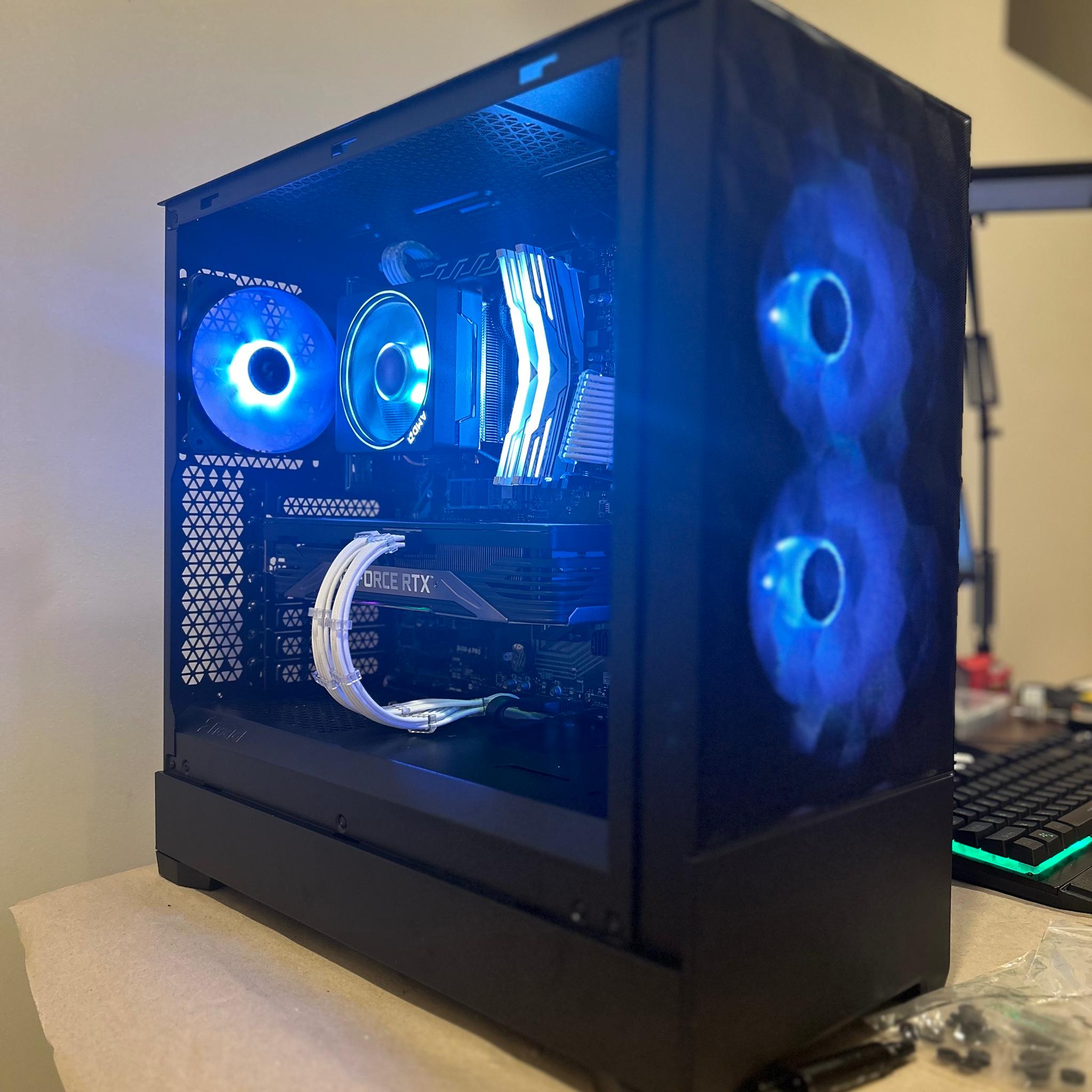 GREAT VALUE 1440P || ❄️⚫Obsidian Frost⚫❄️ || RTX 3070/Ryzen 5 5600X/32 GB DDR4/512 GB NVME/WiFi