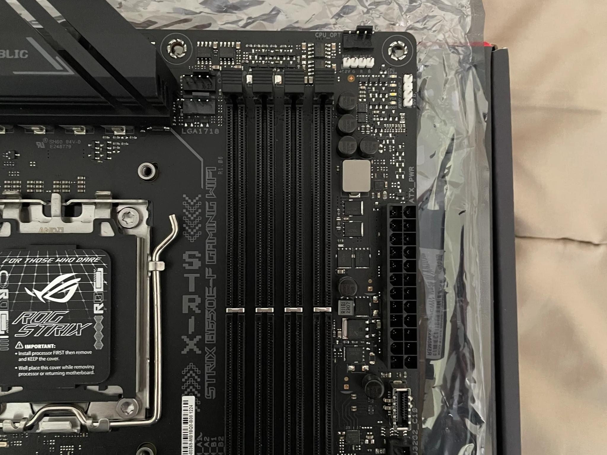 ASUS ROG STRIX B650E-F GAMING WIFI AM5 ATX Motherboard