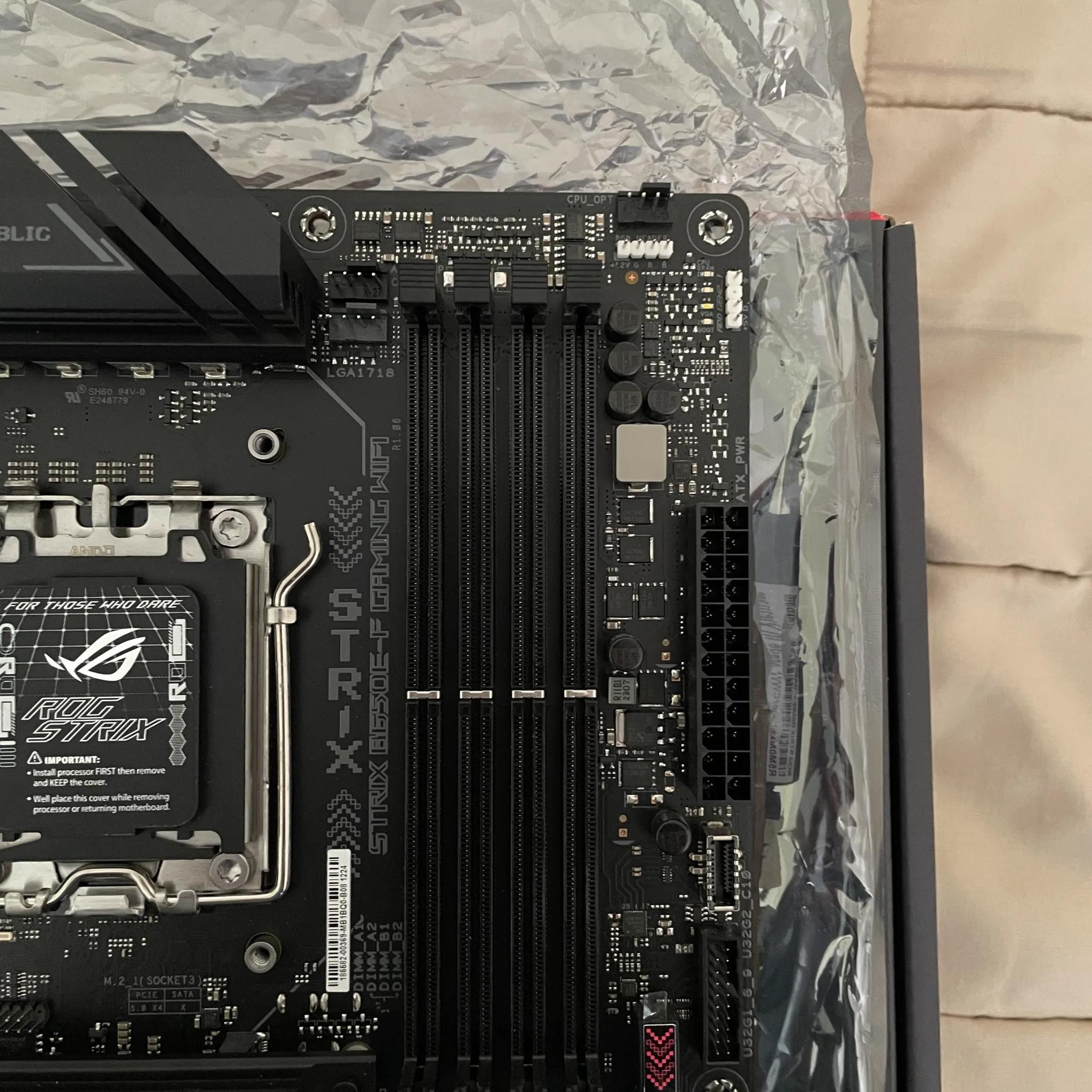 ASUS ROG STRIX B650E-F GAMING WIFI AM5 ATX Motherboard
