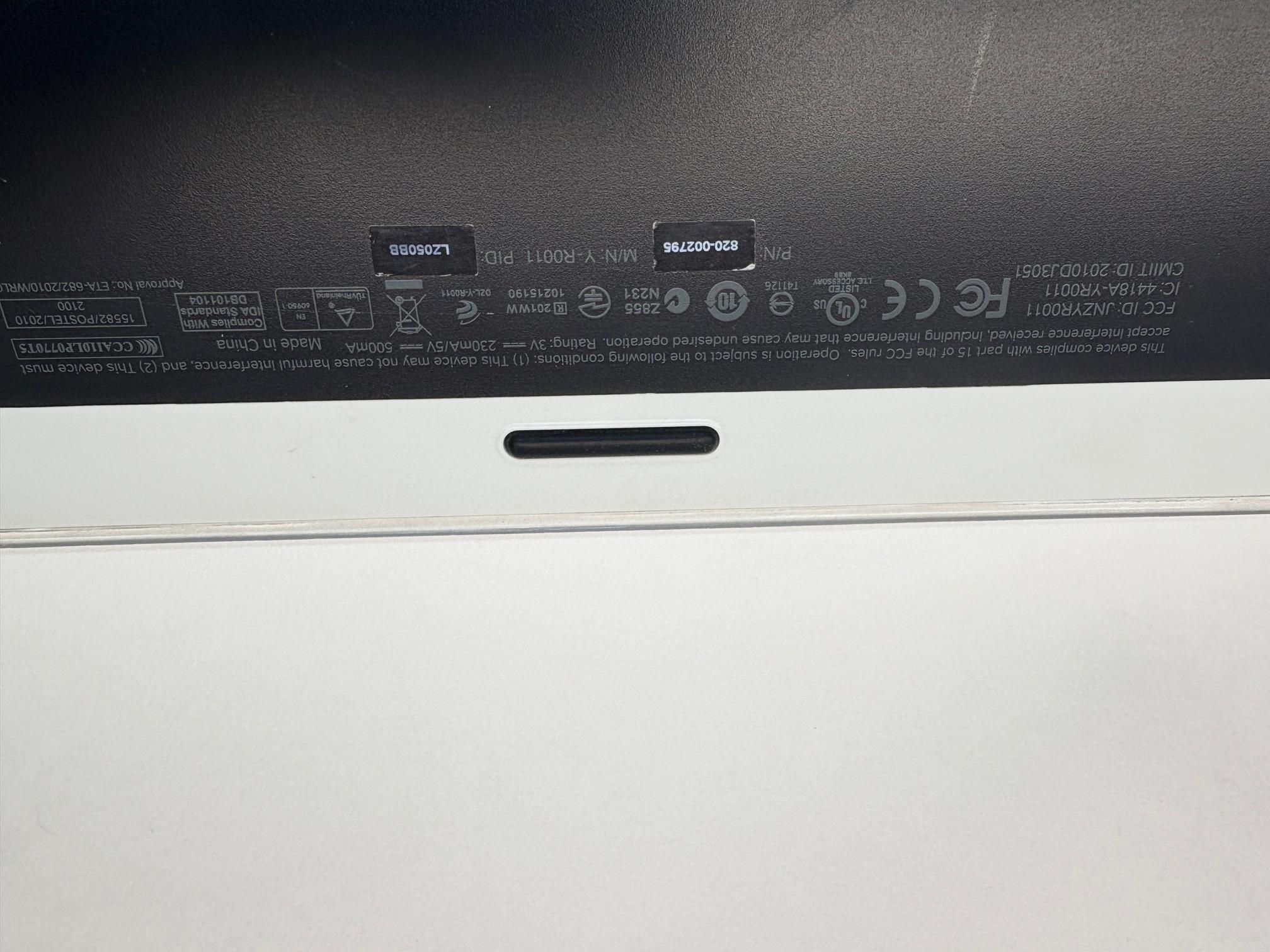 Logitech K800 Illuminated Wireless Keyboard - w/o dongle NEEDS BATTERIES (Rechargeable AA)