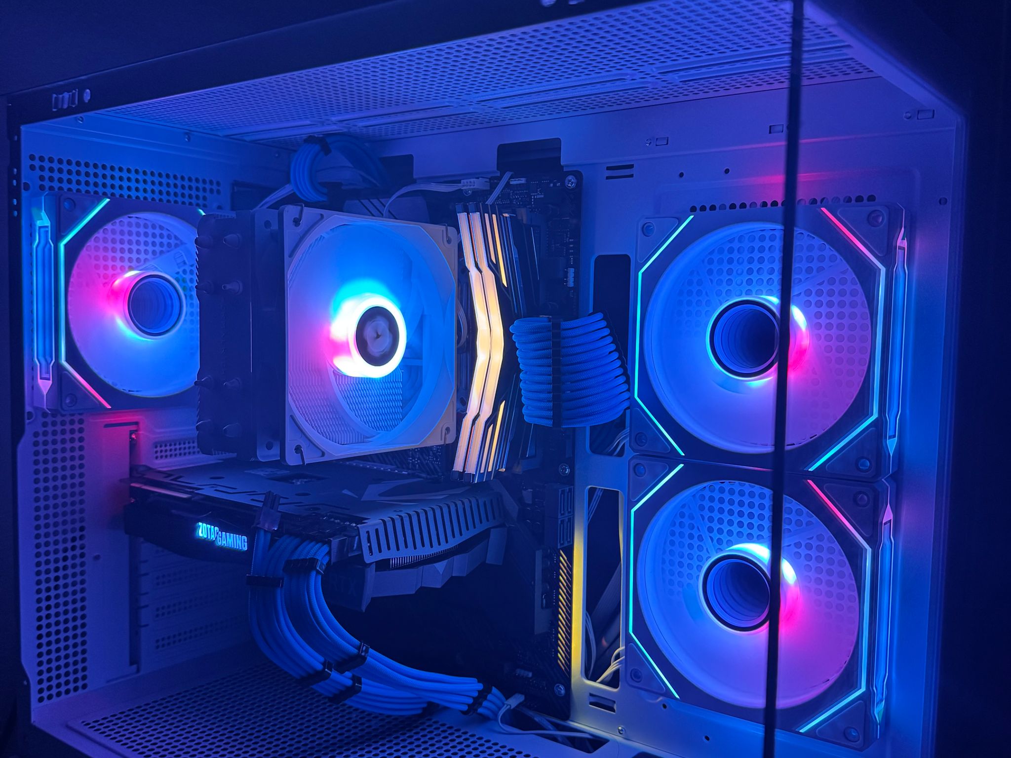 RTX 2070 Super 8GB | AMD Ryzen 5 3600X 6-core Processor | 16GB Ram | 1TB GEN4 M.2