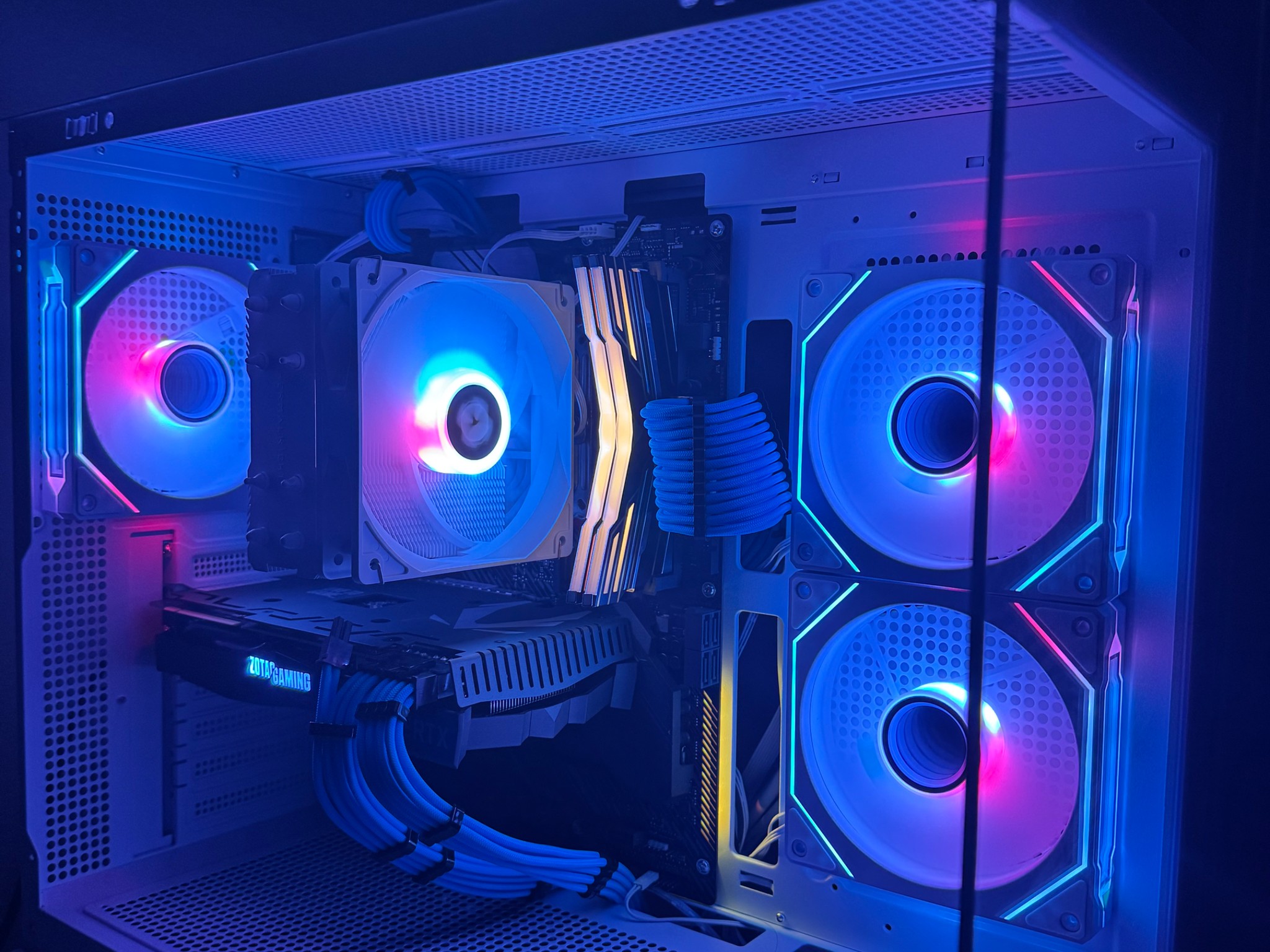 RTX 2070 Super 8GB | AMD Ryzen 5 3600X 6-core Processor | 16GB Ram | 1TB GEN4 M.2