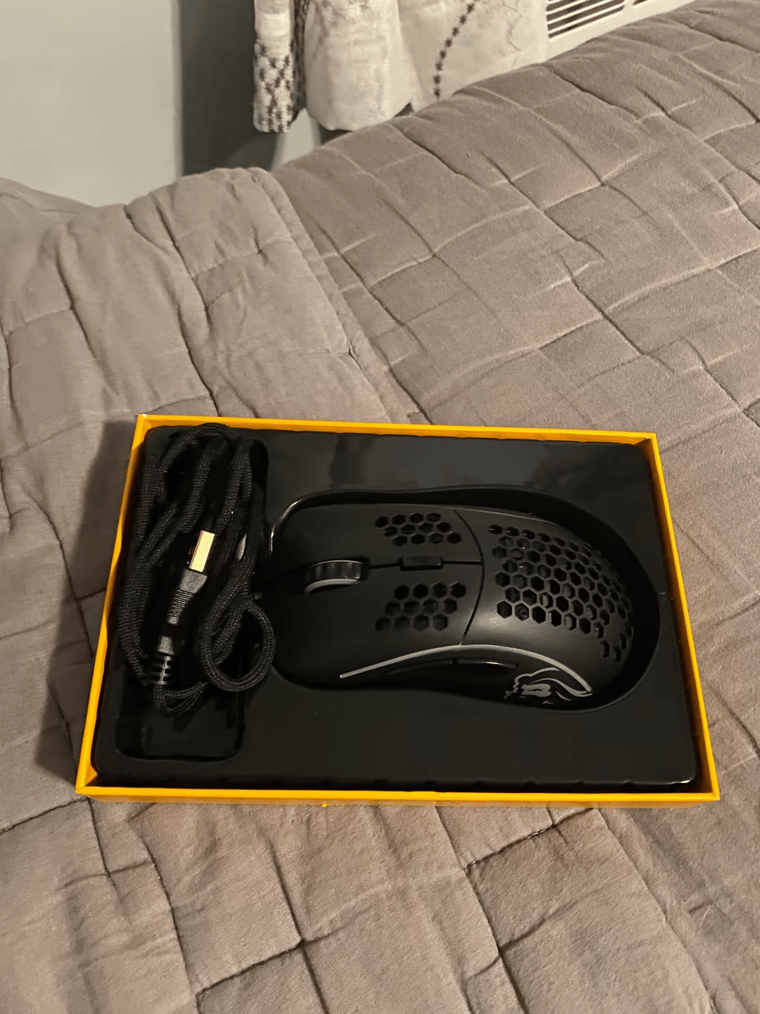 Glorious Model D Wired Mouse w/ Original Contents and Stickers