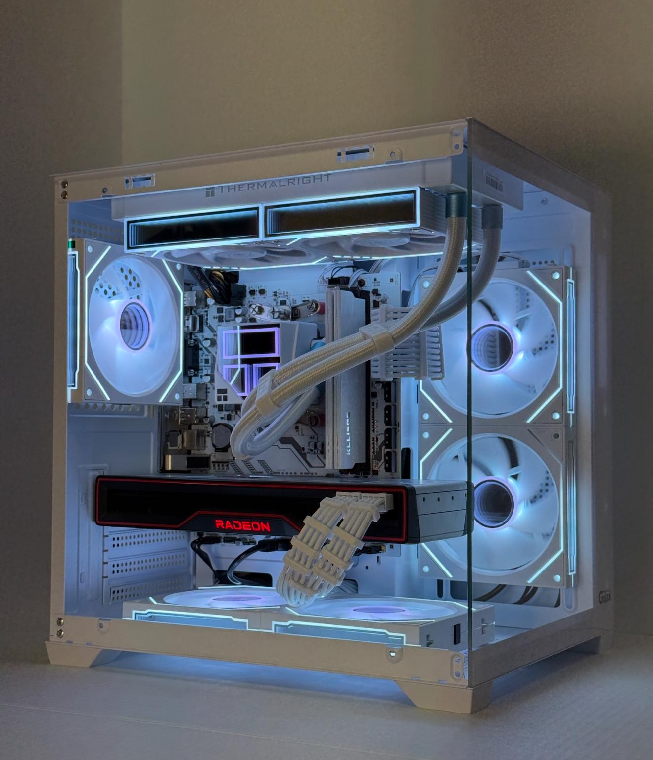 ⚪️WHITEOUT FURY⚪️ 1440p | RX 6800 16GB | RYZEN 5 5600X | 1TB M.2