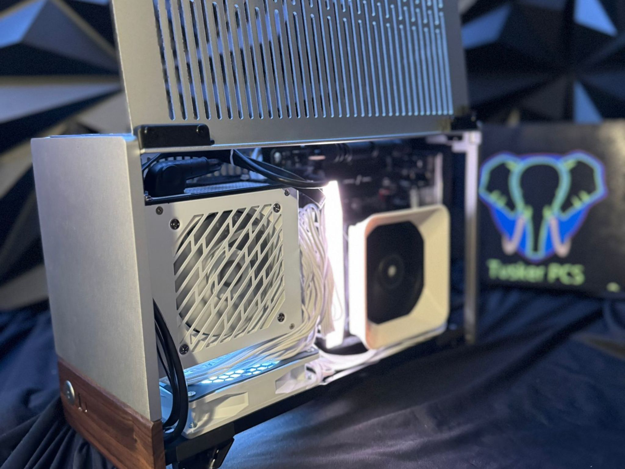 🚀 Little Silver Ti🚀 Ryzen 5 9600X| RTX 5060Ti 16 GB | 32 GB DDR5| 2 TB NVMe
