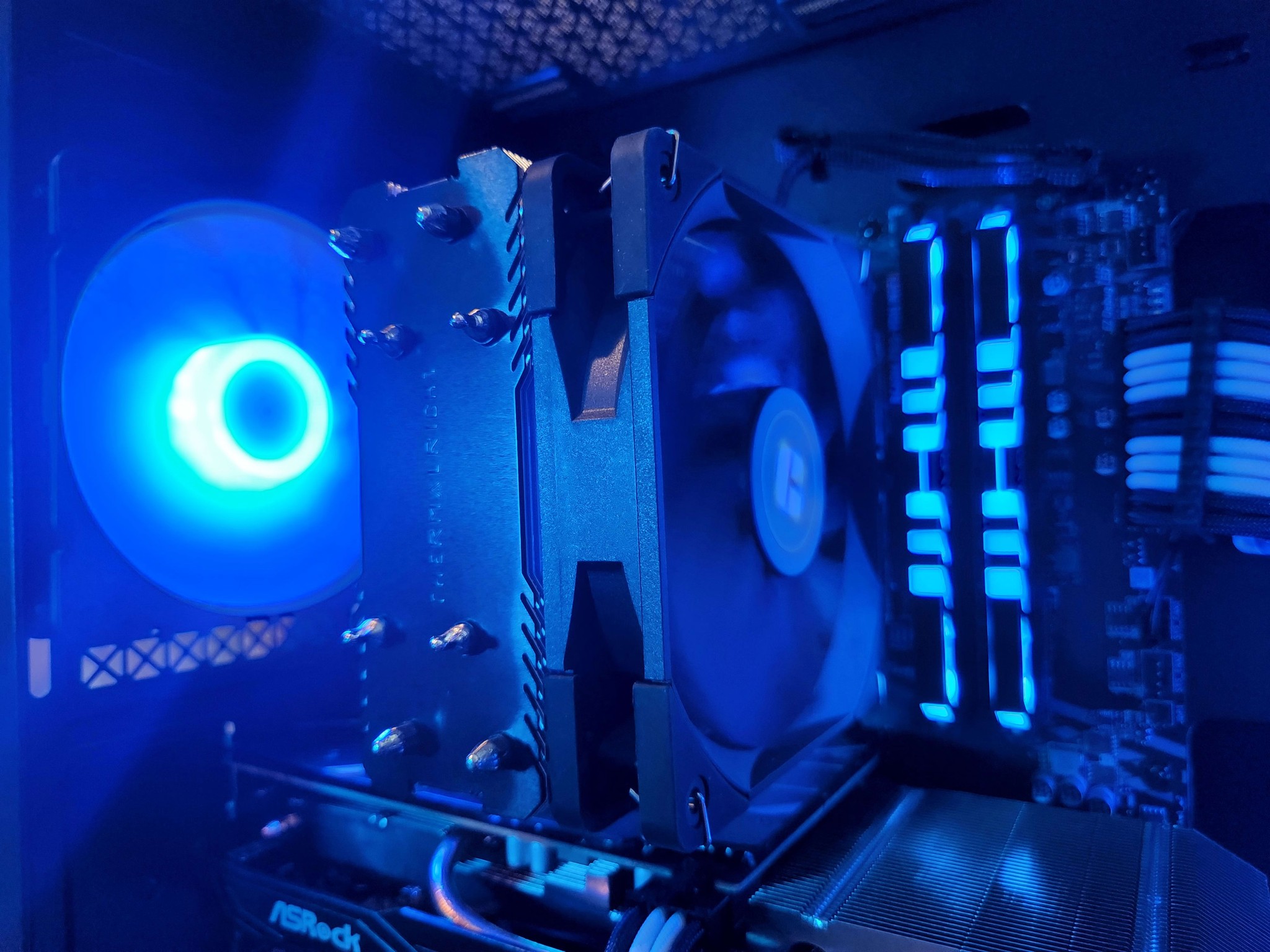 Custom 10400f | RX 6600 | 16GB 2666 MHz | 1TB NVME SSD Gaming PC
