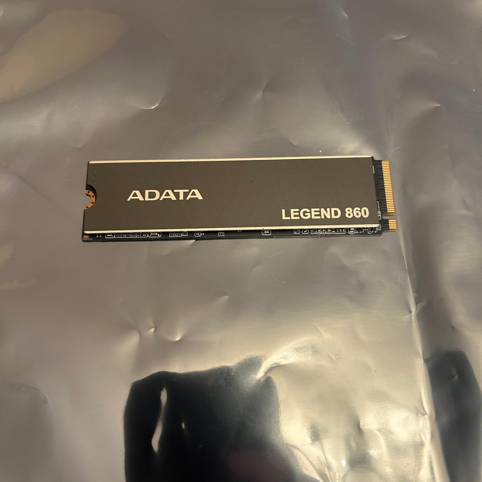 ADATA legend 860