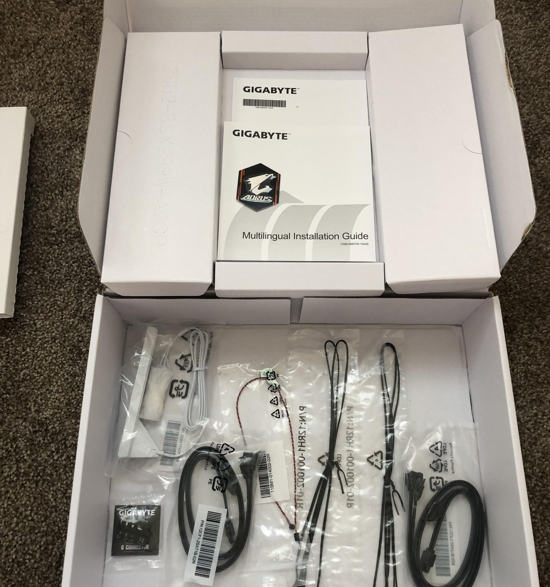 GIGABYTE X670E AORUS PRO X AM5 Motherboard/DDR5/Quad M.2/ PCIe 5.0/ USB 3.2 Gen2X2 Type-C/WiFi 7