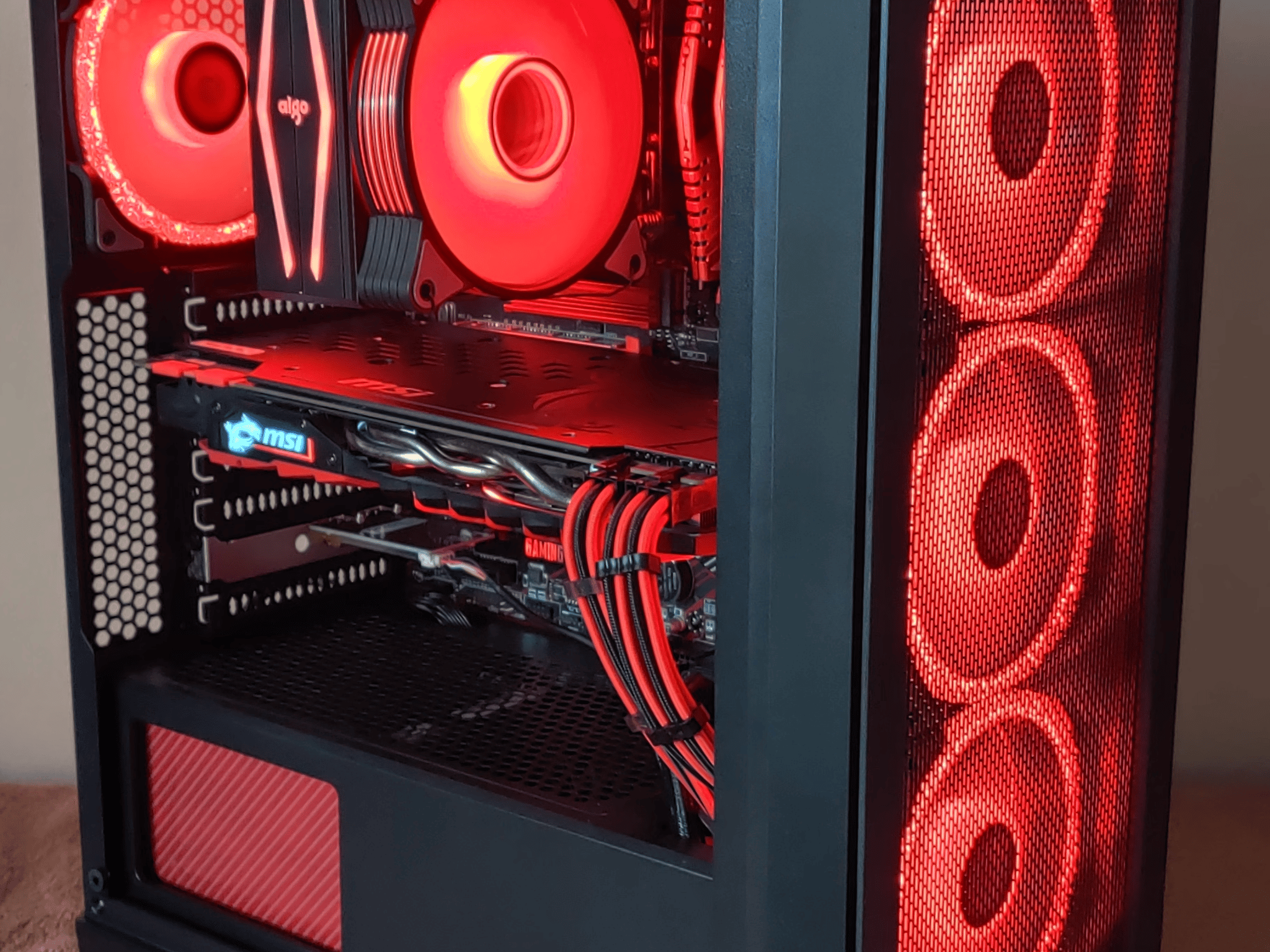 Big Red Gaming PC WIFI